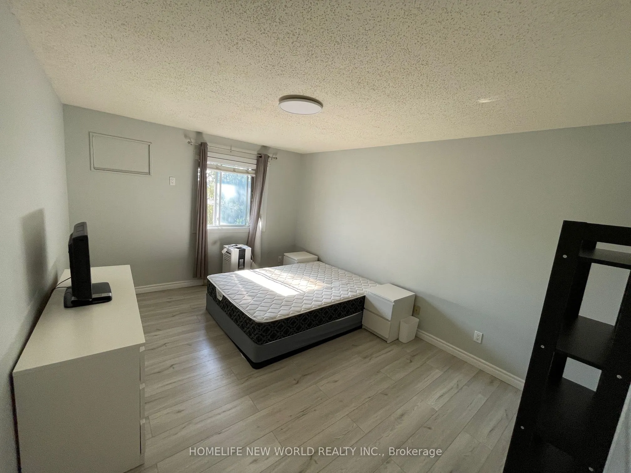 733 Deveron Crescent, #317