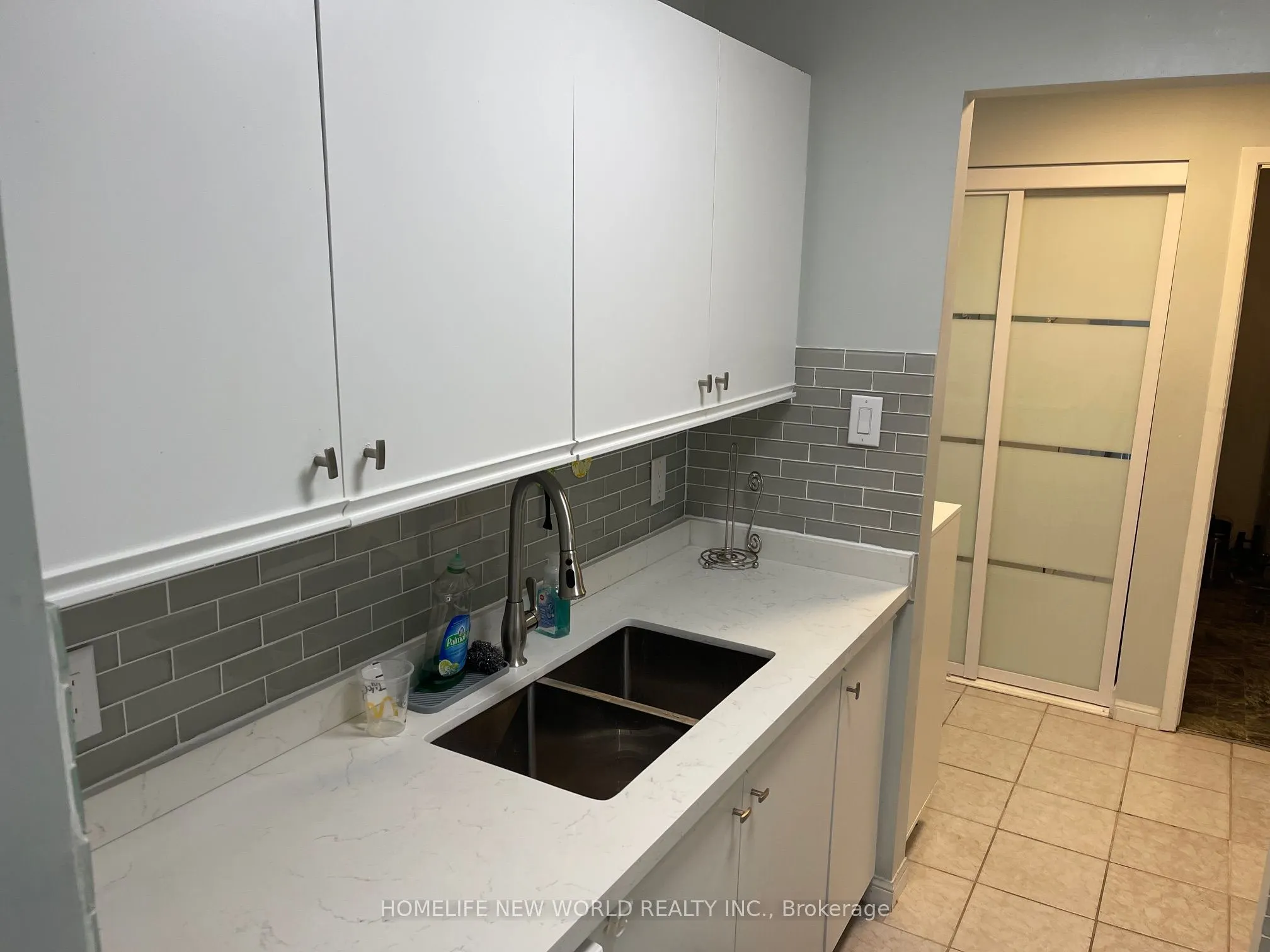 733 Deveron Crescent, #317