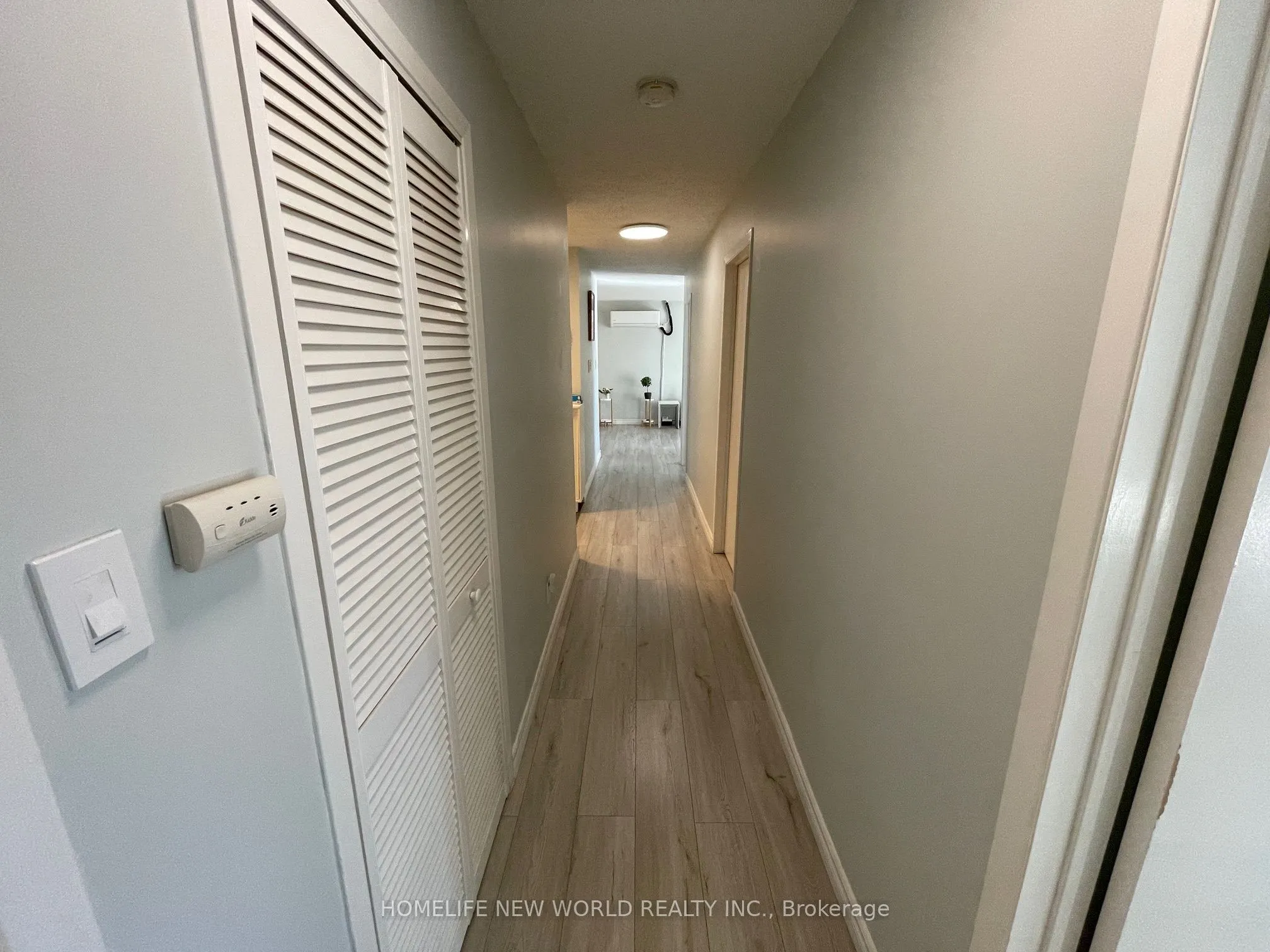 733 Deveron Crescent, #317