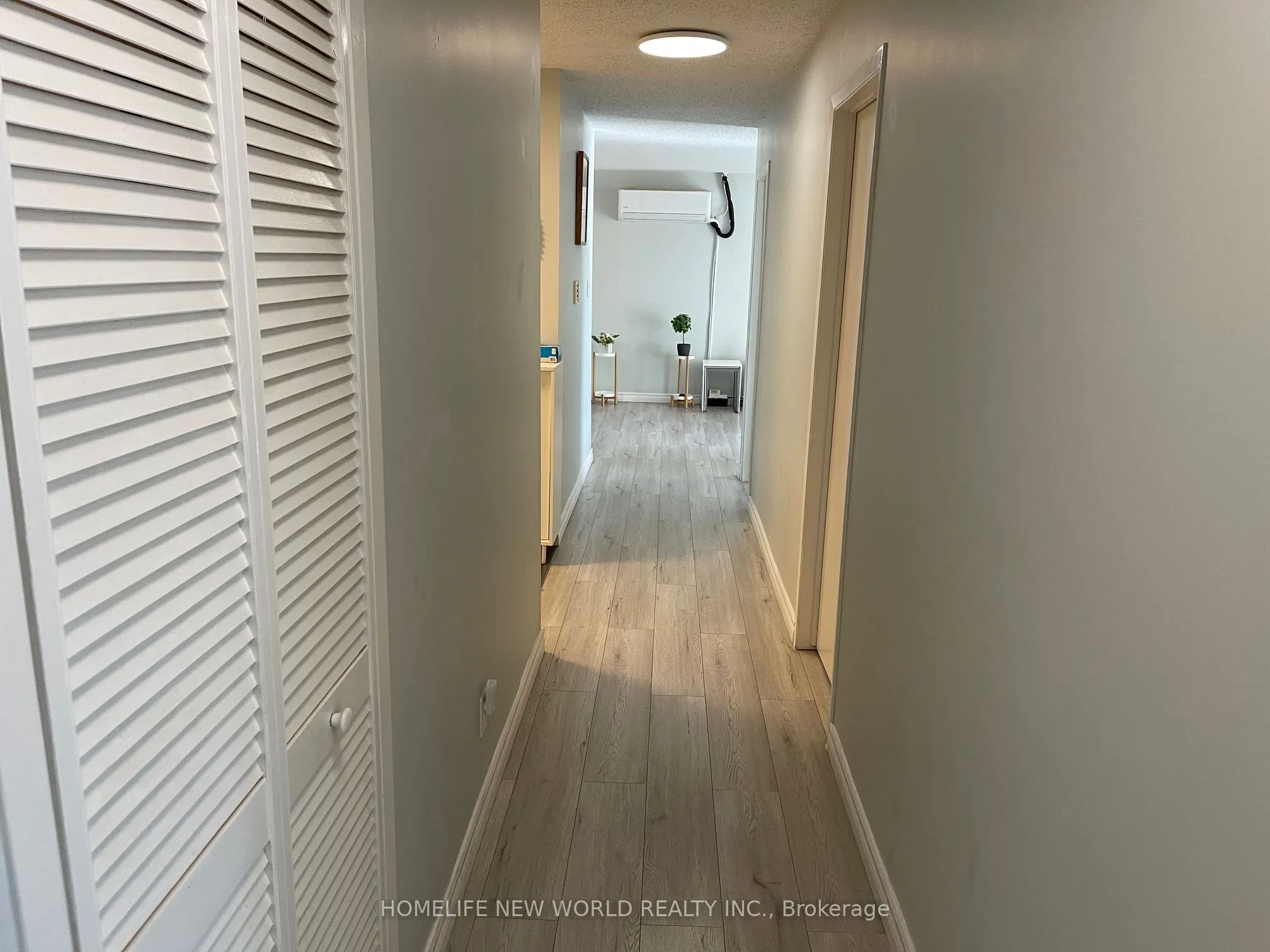 733 Deveron Crescent, #317