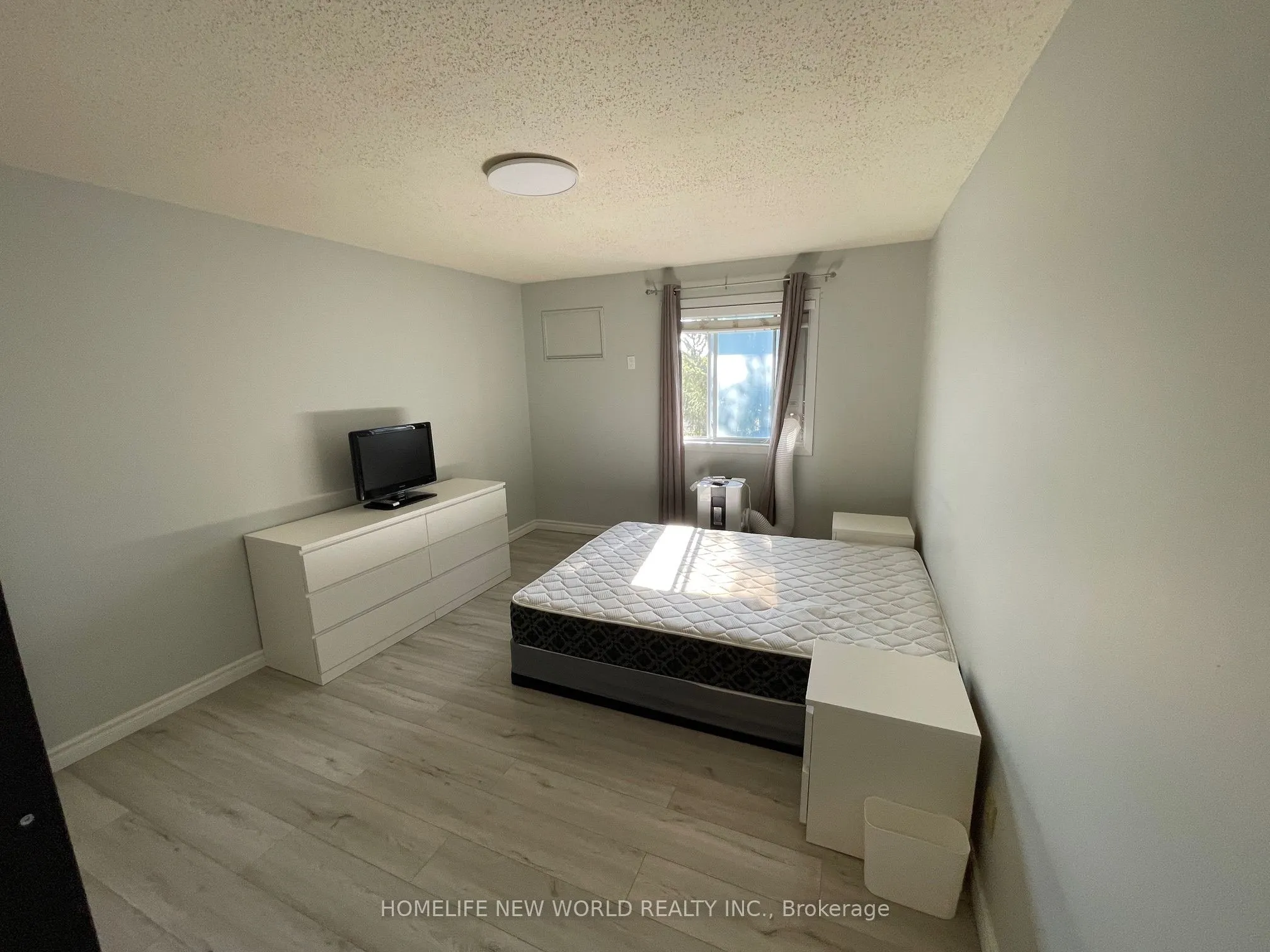 733 Deveron Crescent, #317