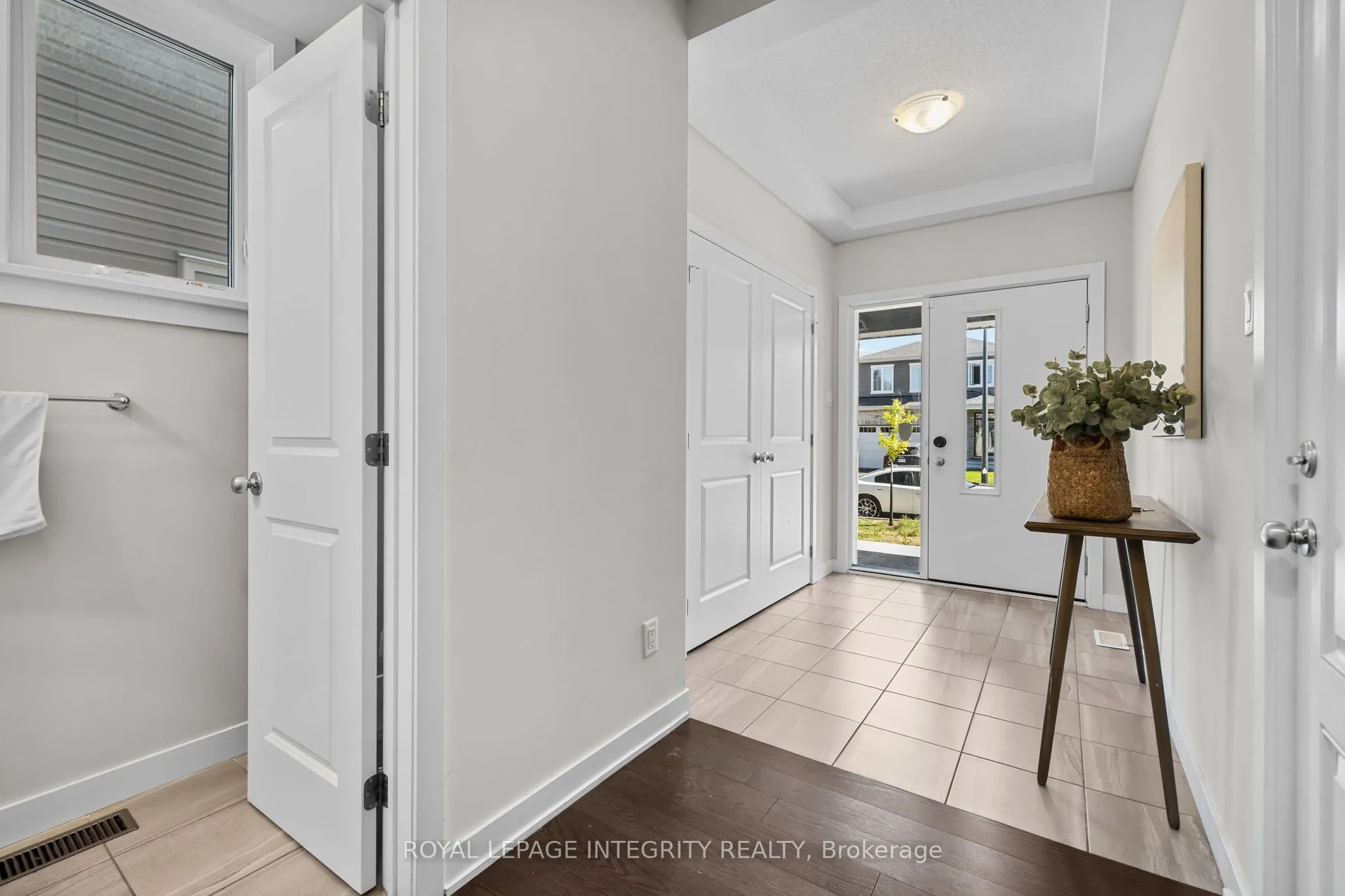 893 Sendero Way