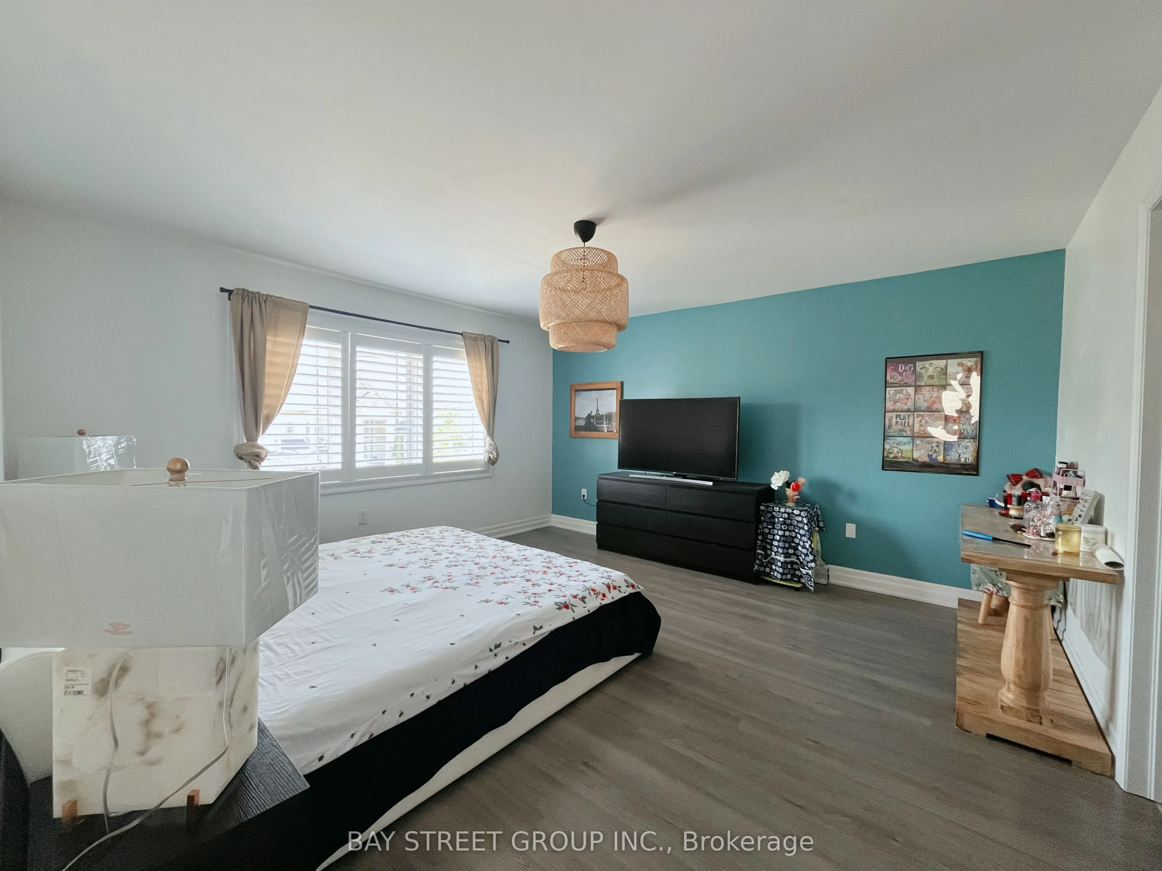 51 Dominion Crescent, #Upper