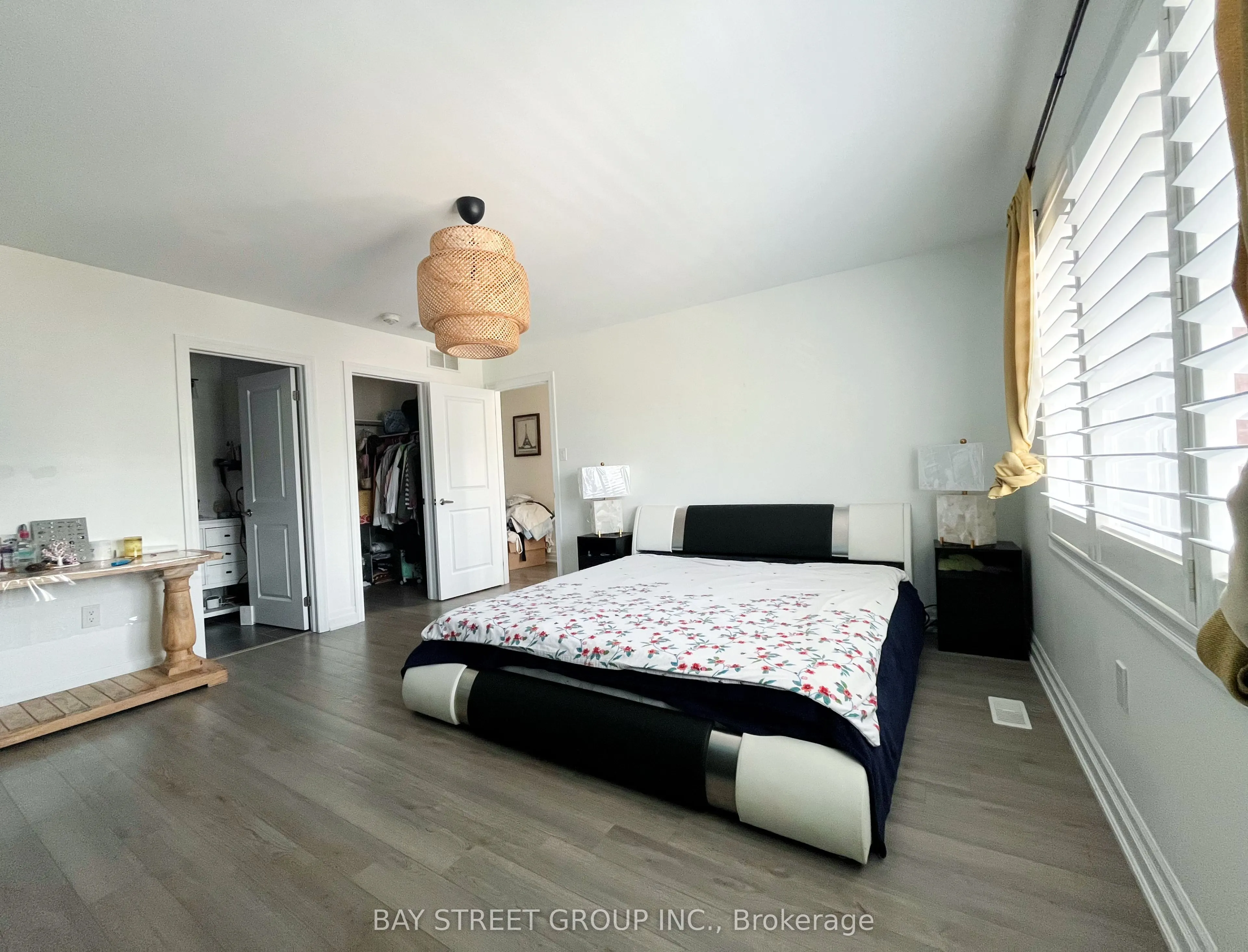 51 Dominion Crescent, #Upper