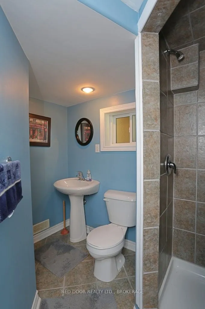 41 Luton Crescent