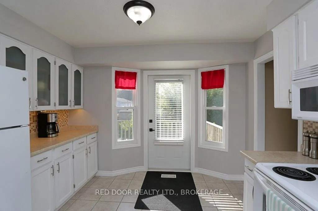 41 Luton Crescent