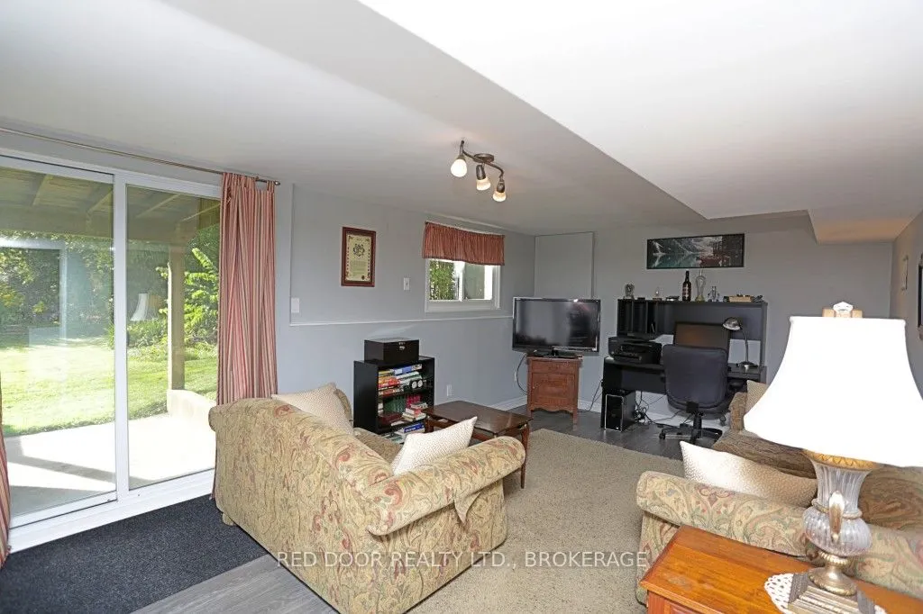41 Luton Crescent
