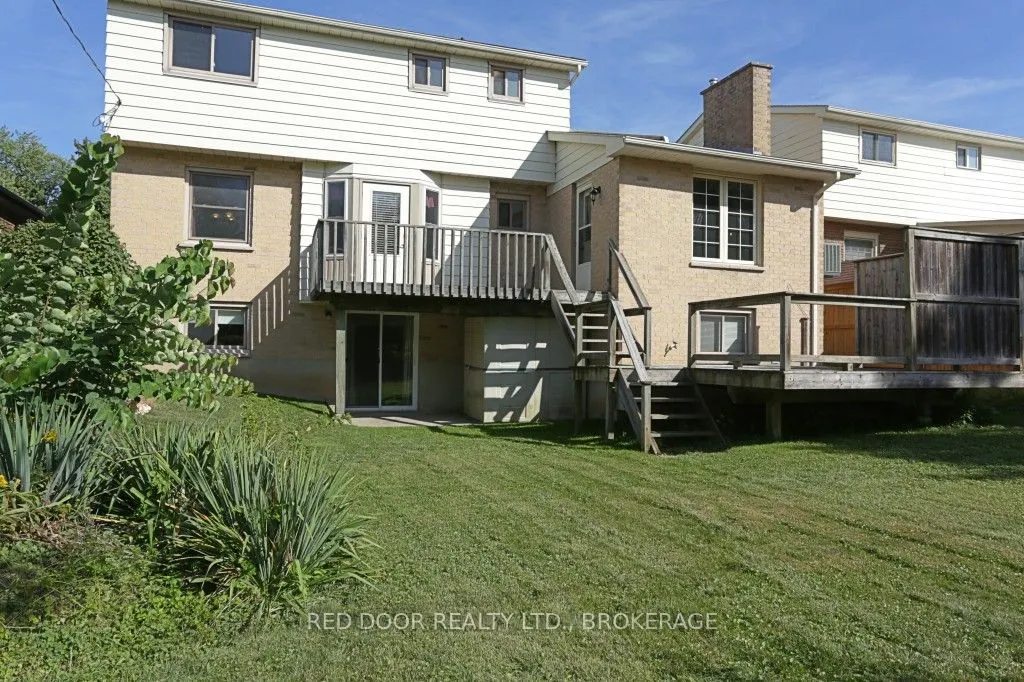 41 Luton Crescent