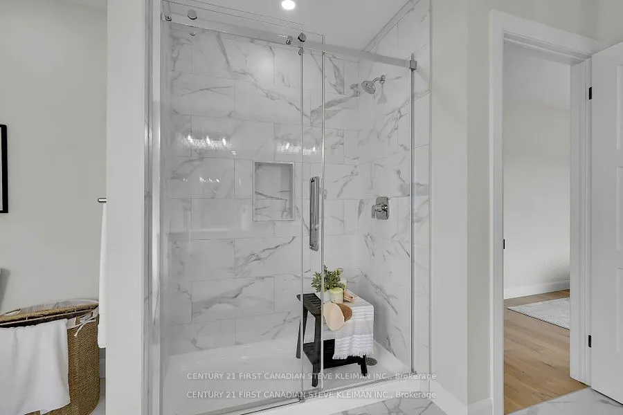 1327 Bush Hill Link