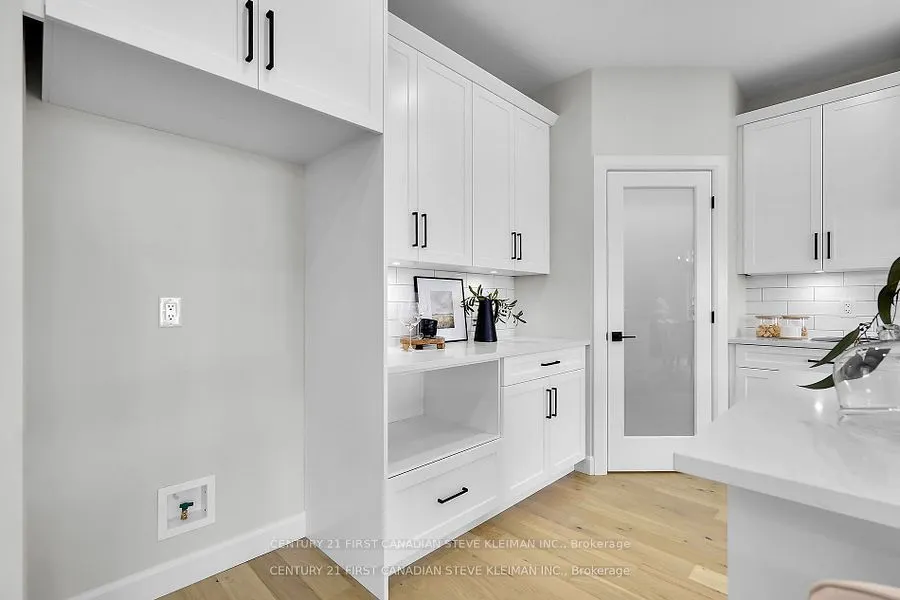1327 Bush Hill Link