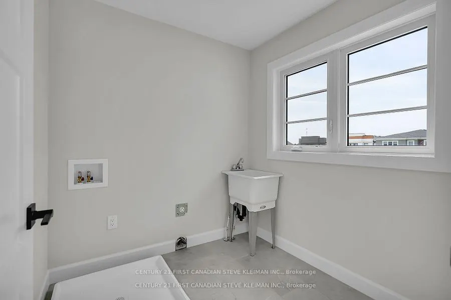 1327 Bush Hill Link