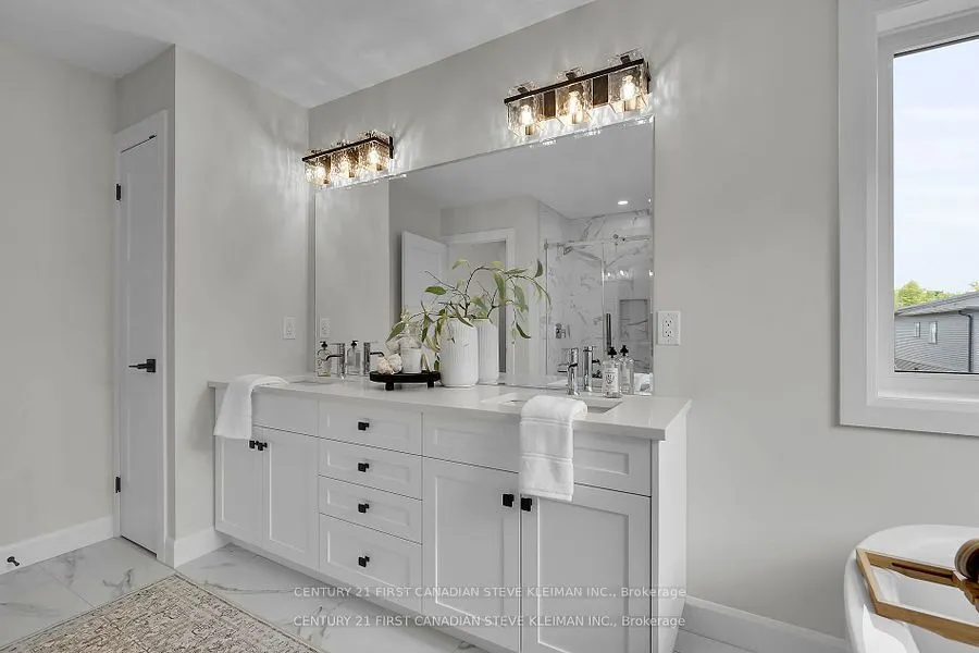 1327 Bush Hill Link