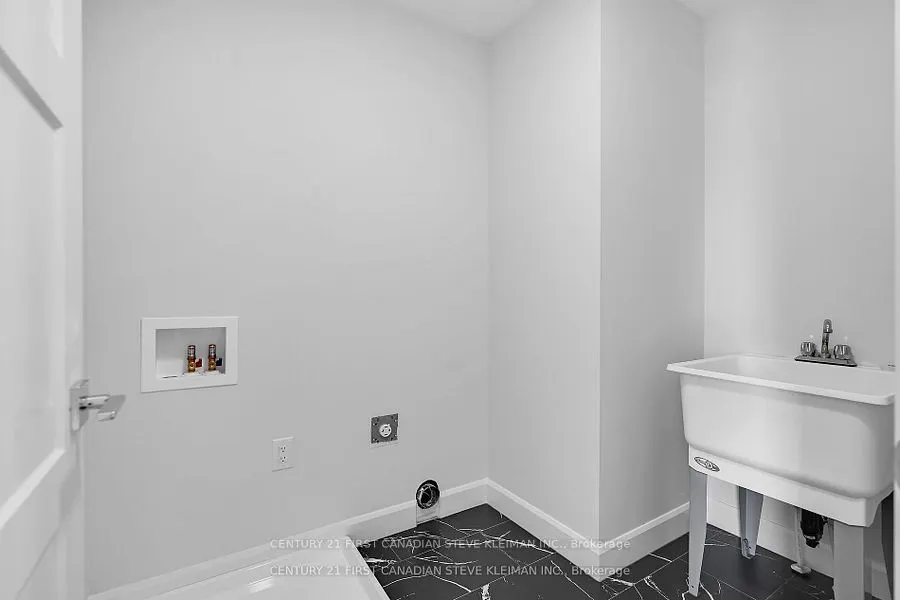 1331 Bush Hill Link