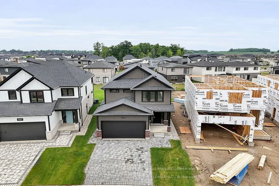 1331 Bush Hill Link