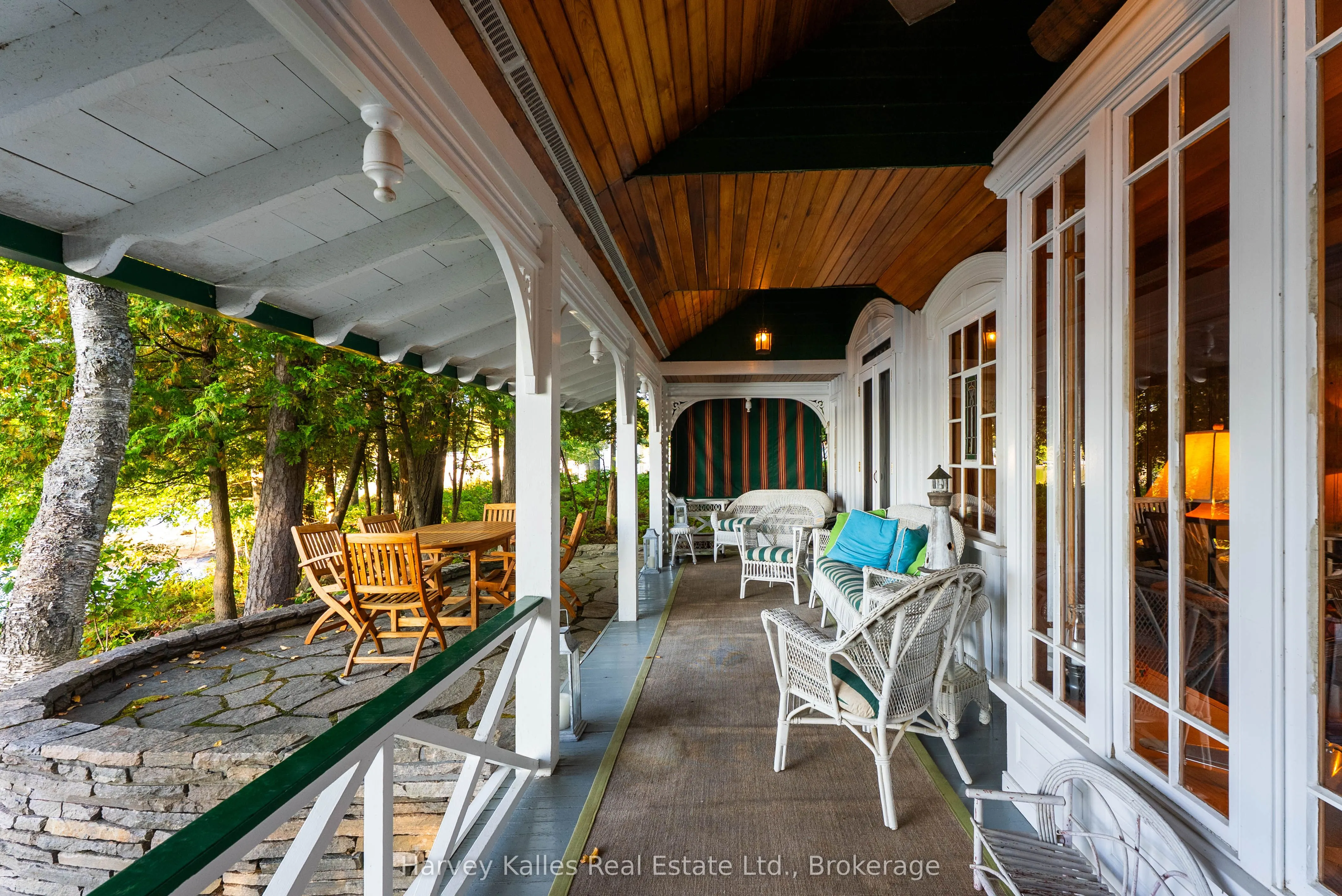 1052 Longhurst Road, #22