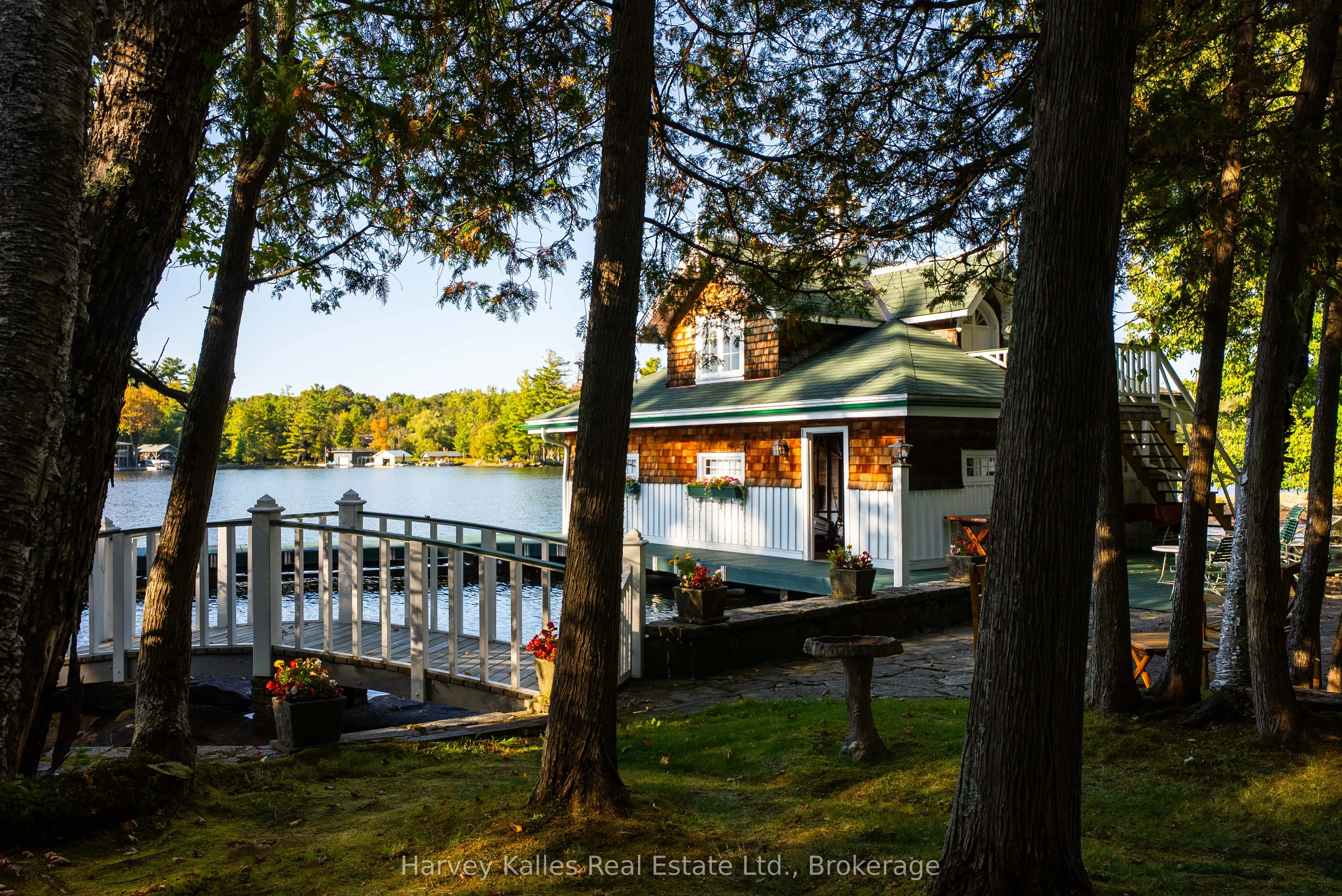 1052 Longhurst Road, #22