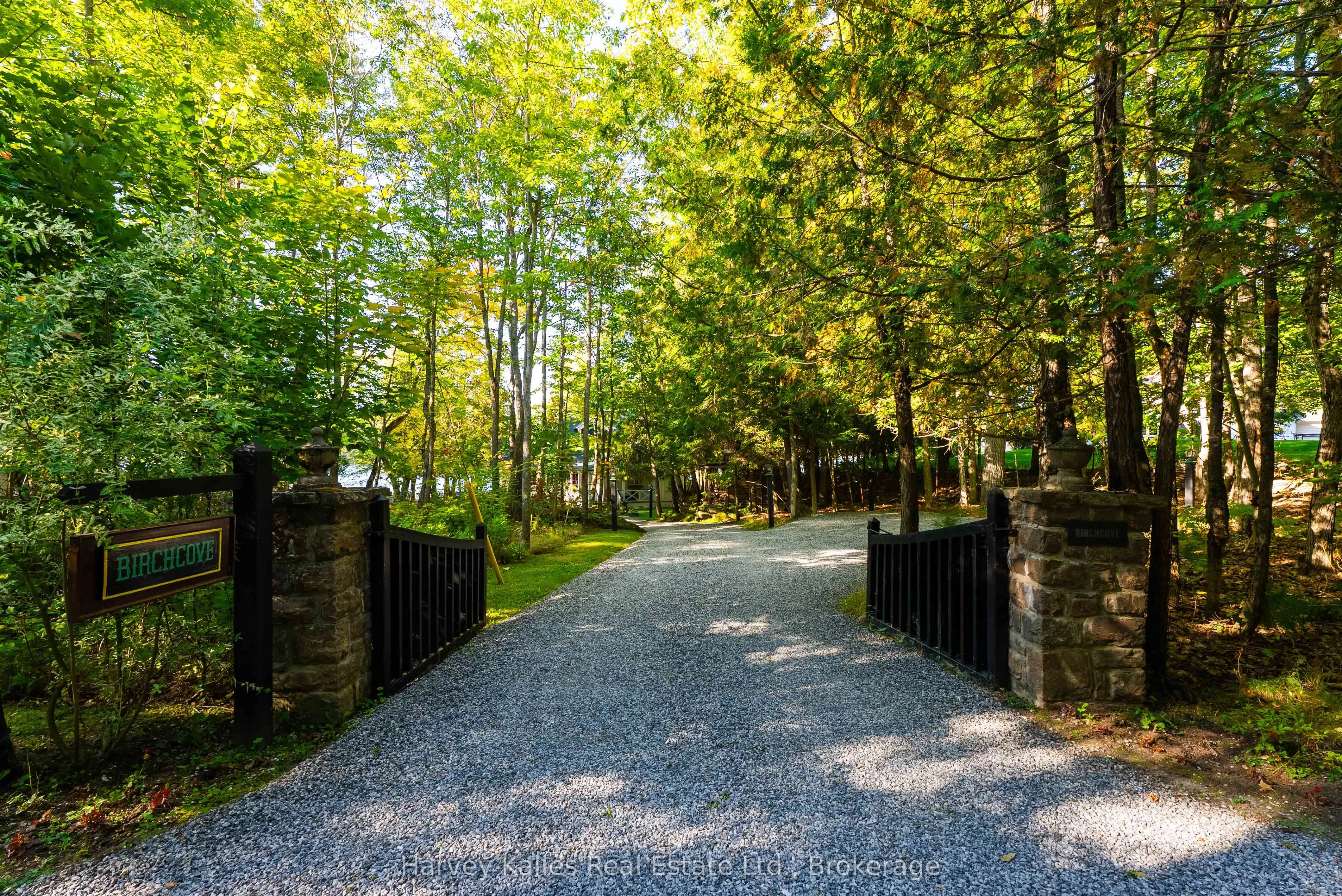 1052 Longhurst Road, #22