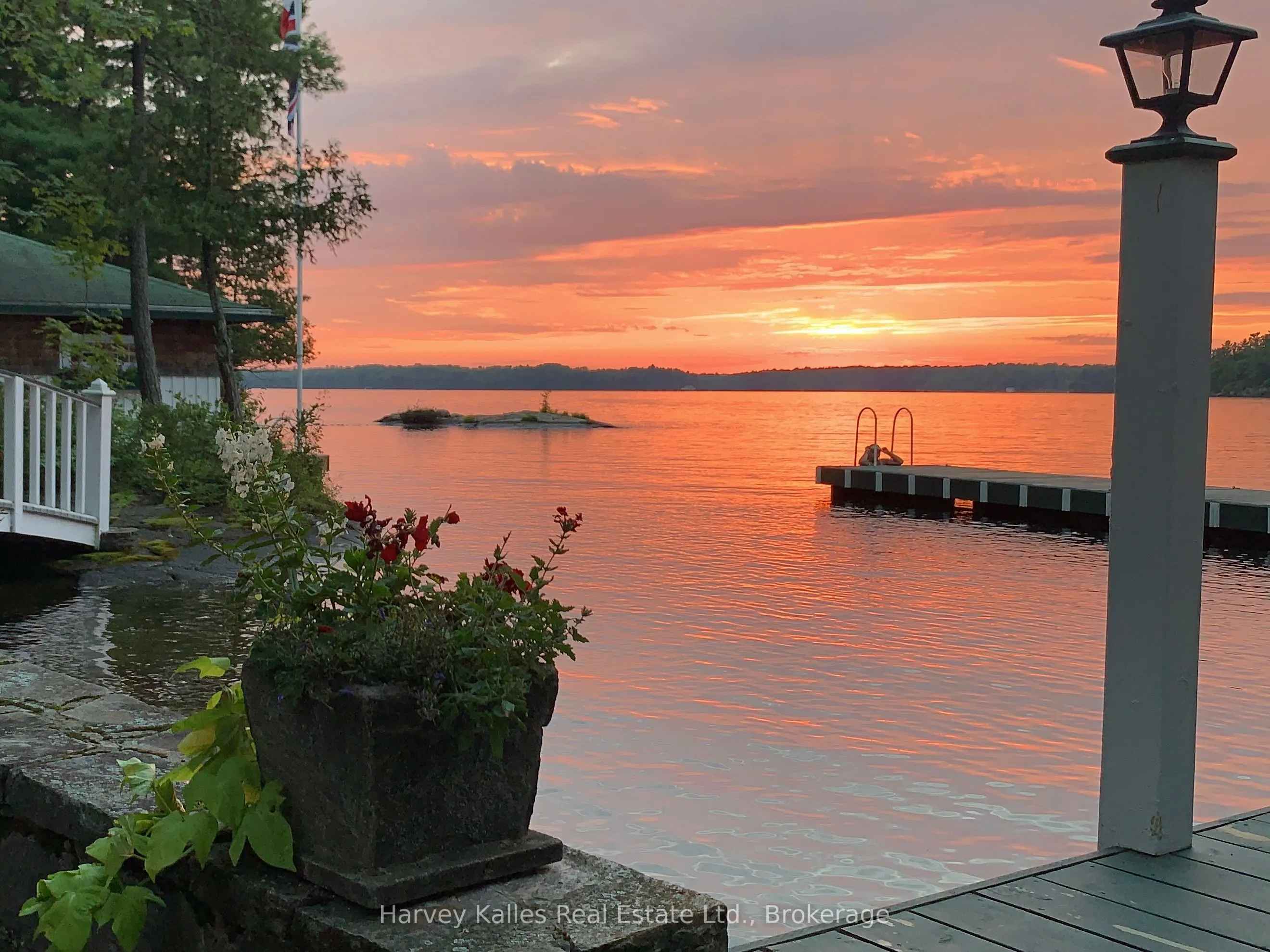 1052 Longhurst Road, #22