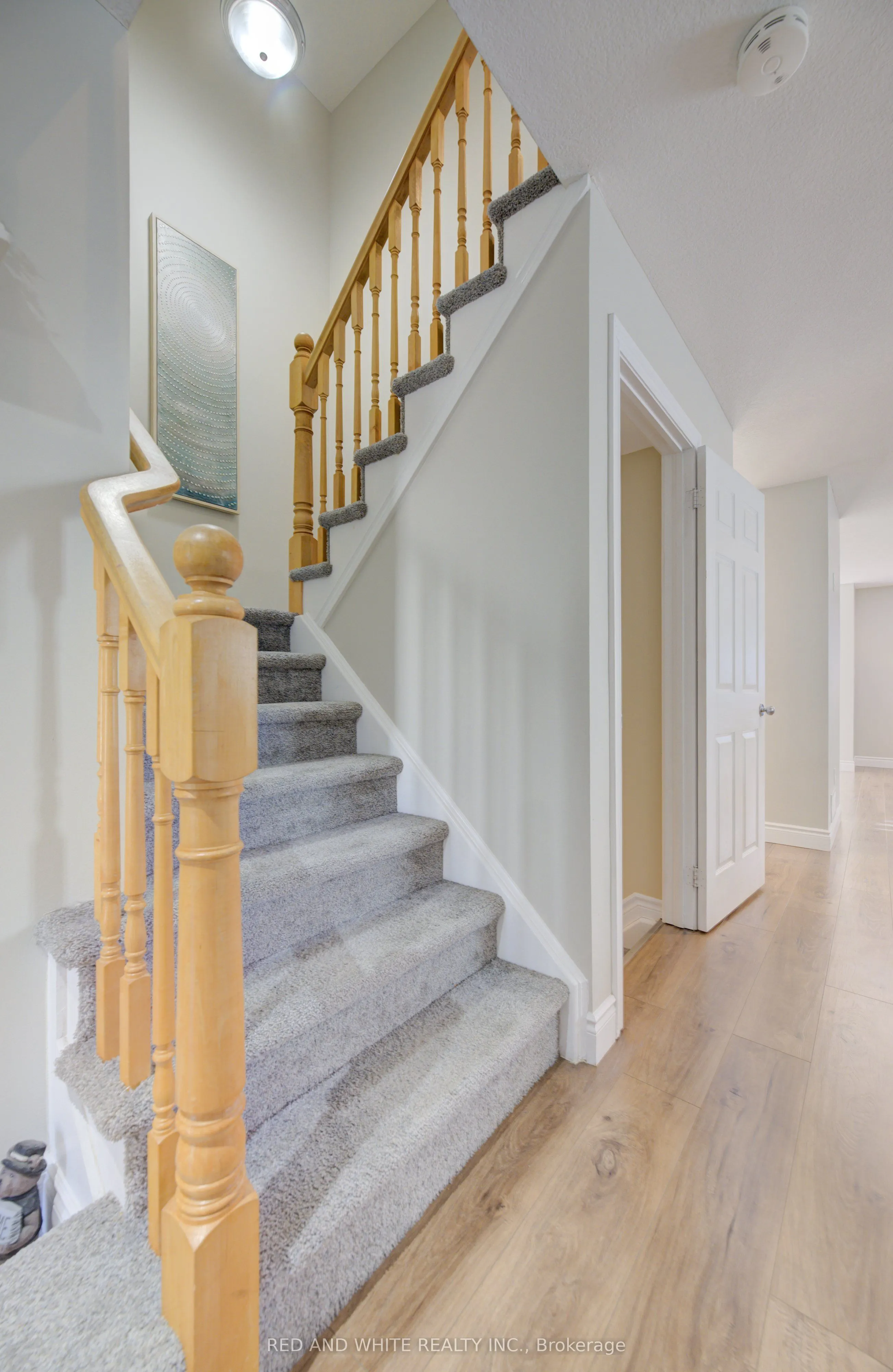 353 Sauve Crescent