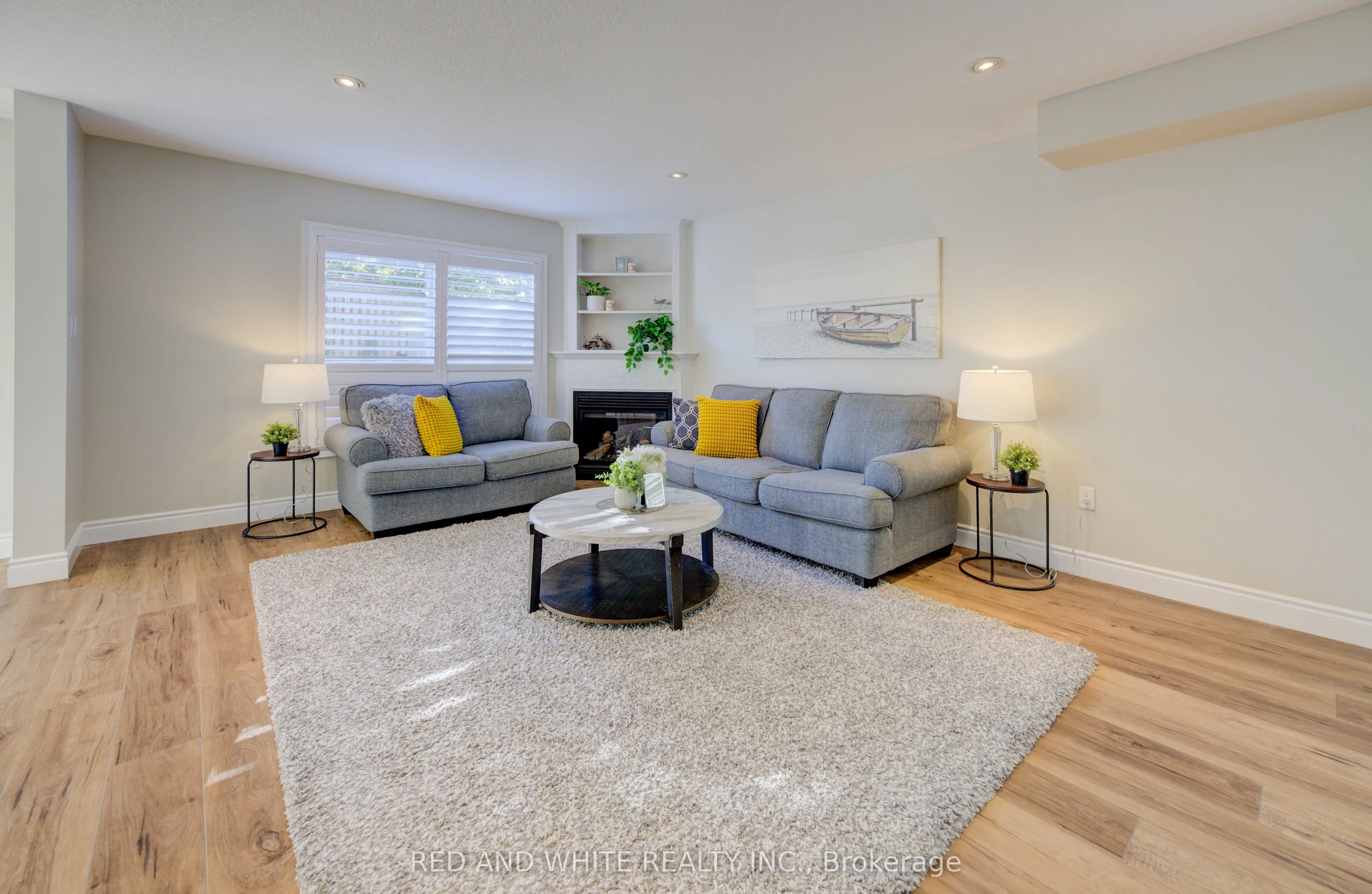 353 Sauve Crescent