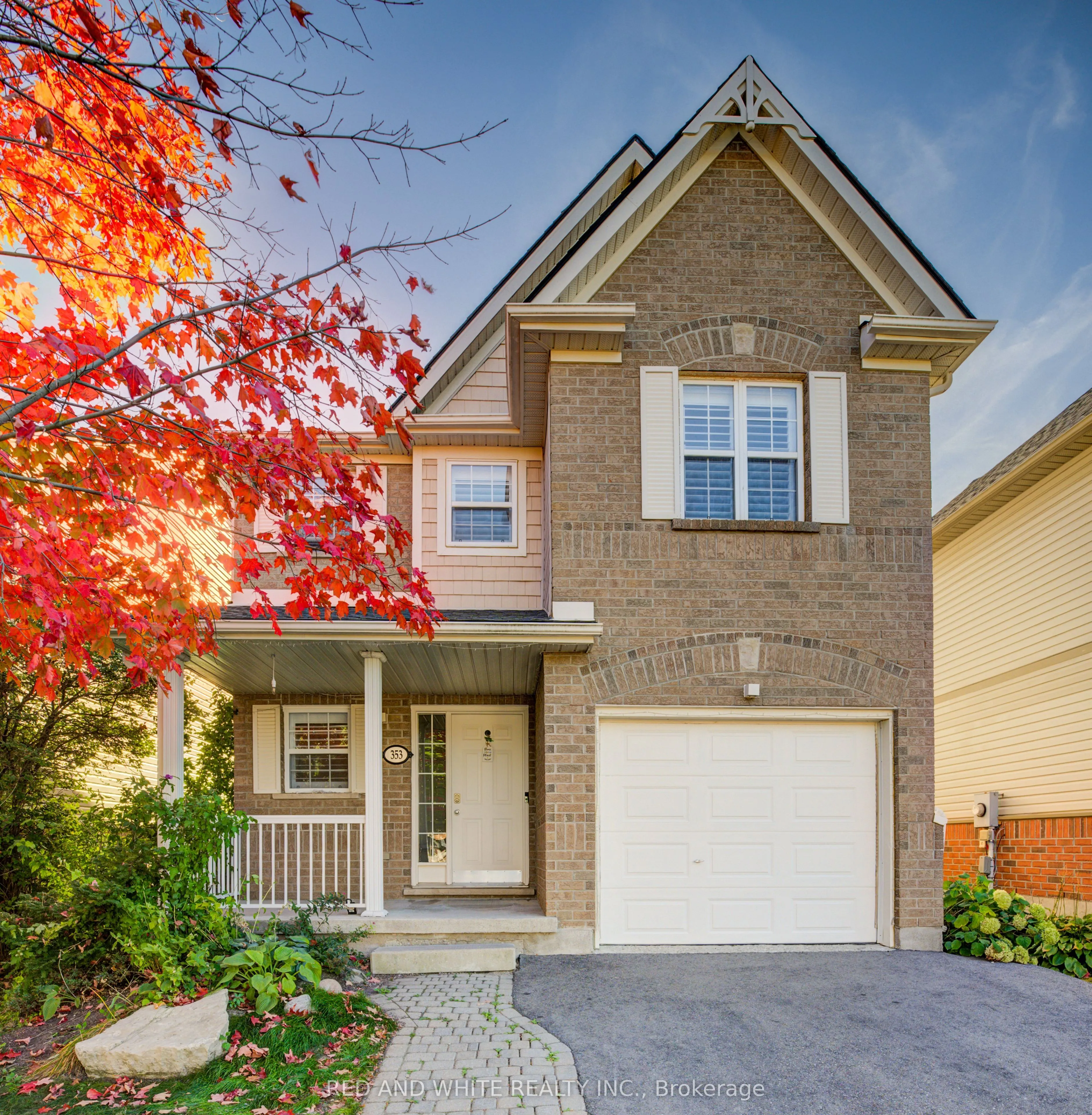 353 Sauve Crescent