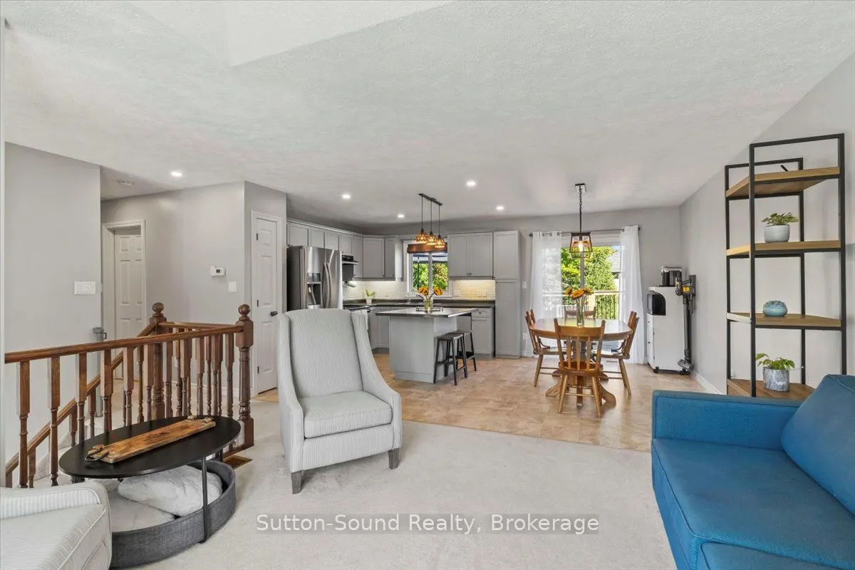 224 2ND Street W