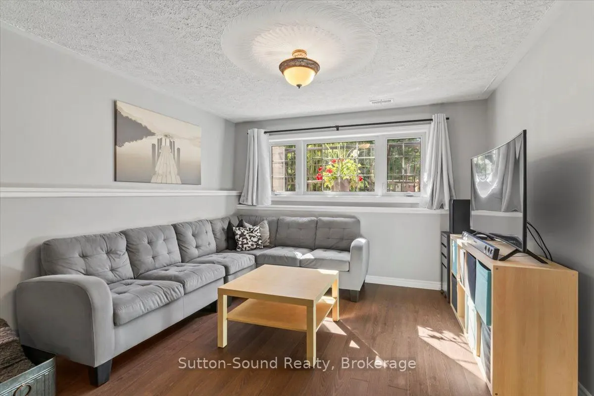 224 2ND Street W
