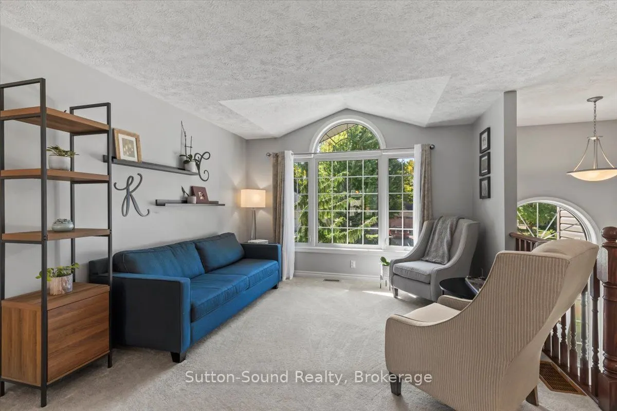 224 2ND Street W