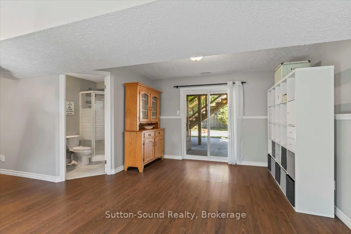 224 2ND Street W