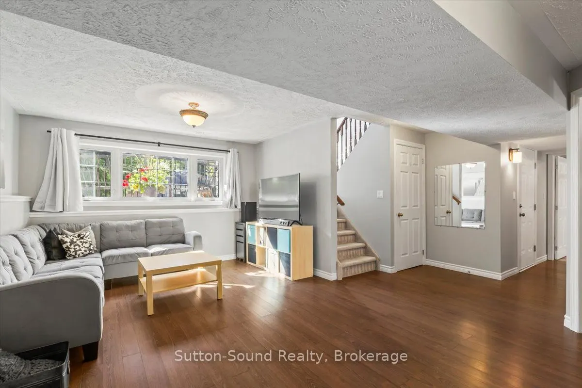224 2ND Street W