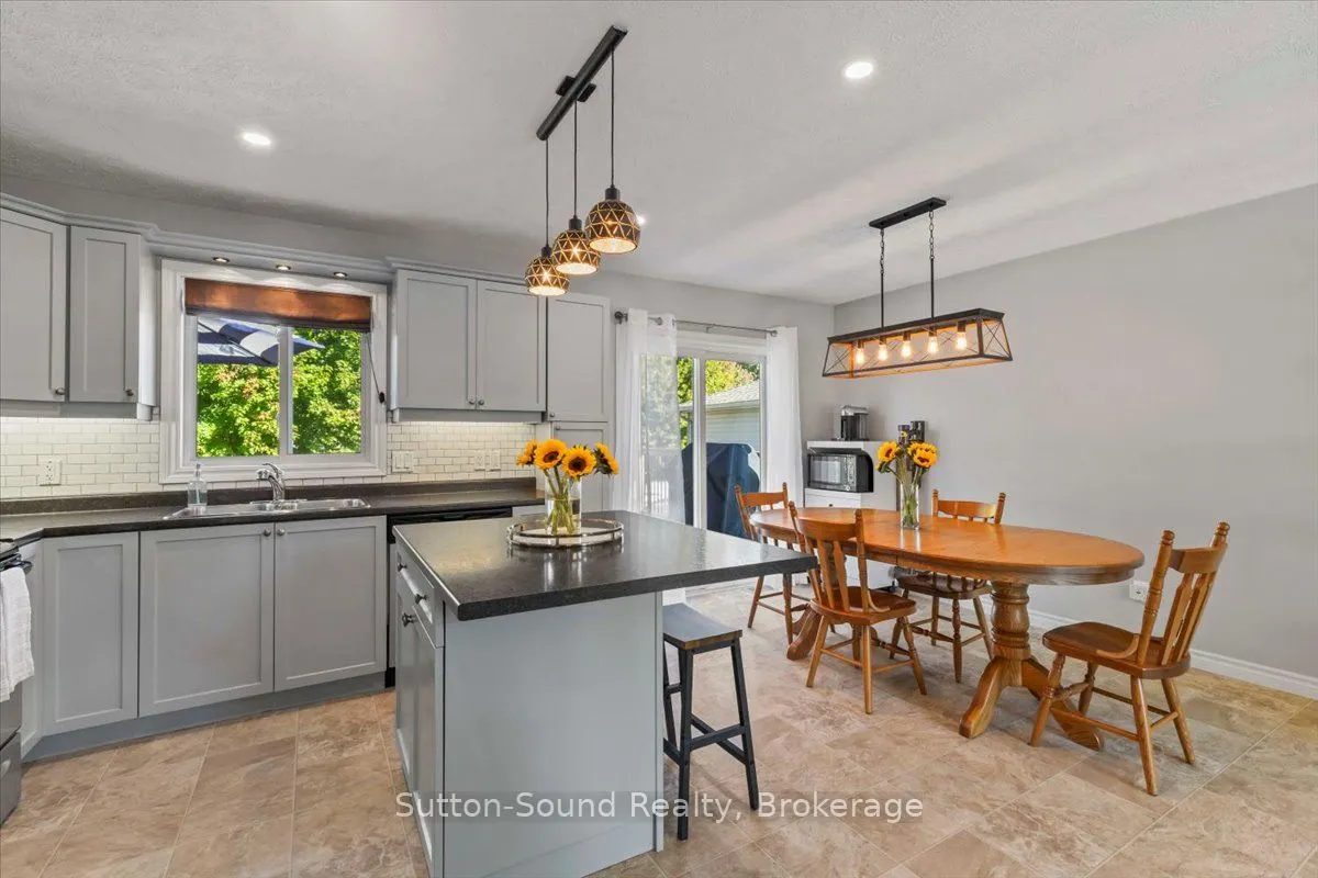 224 2ND Street W