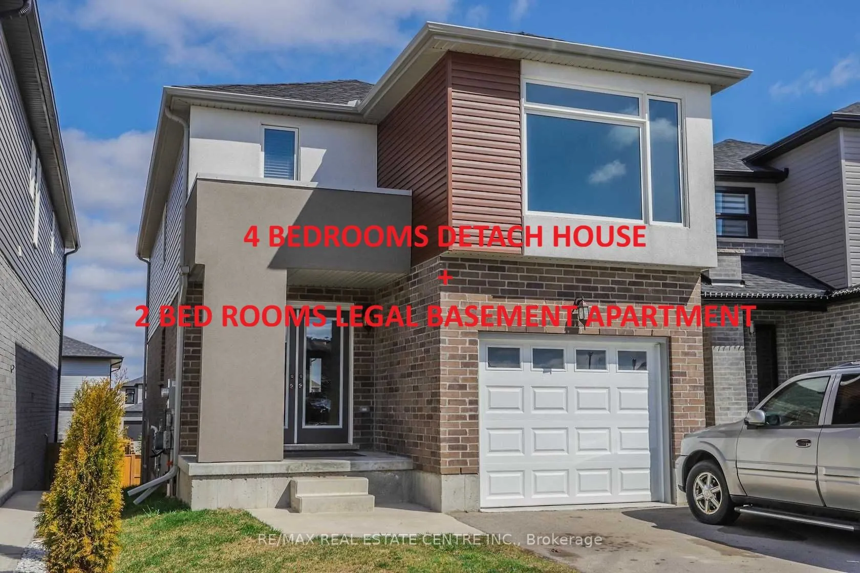 1890 Foxridge Crescent