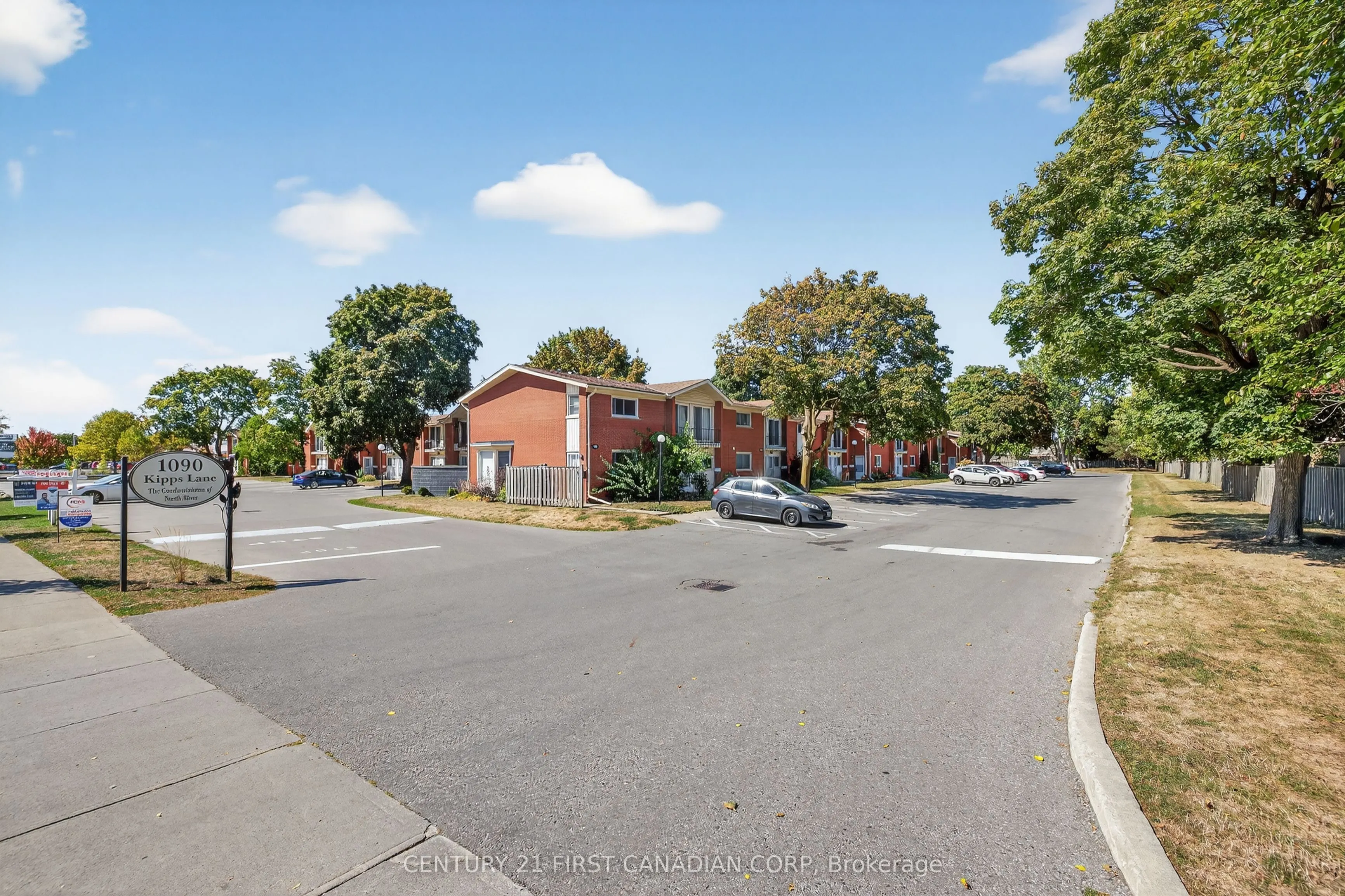 1090 Kipps Lane, #102