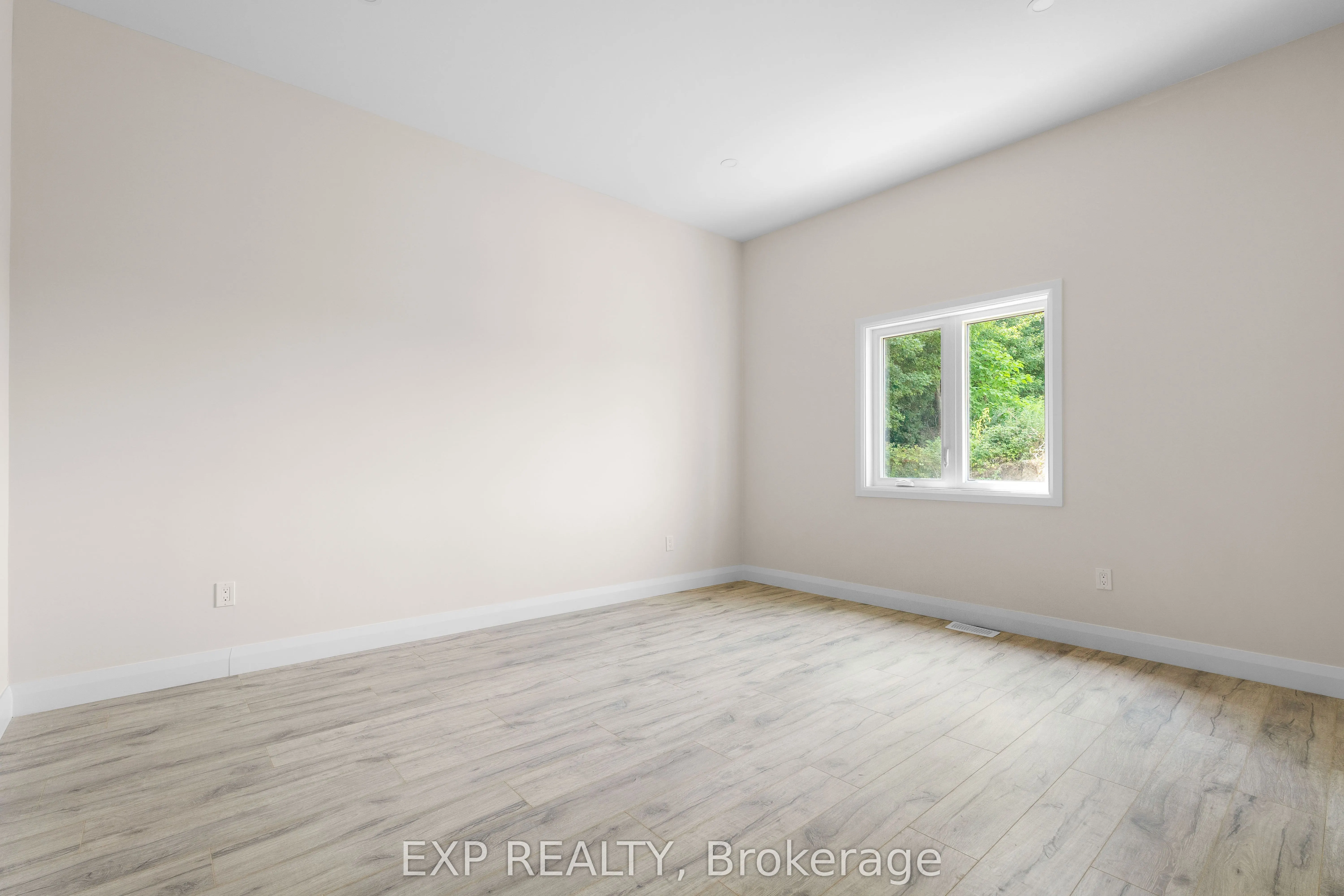 25 Sunview Drive
