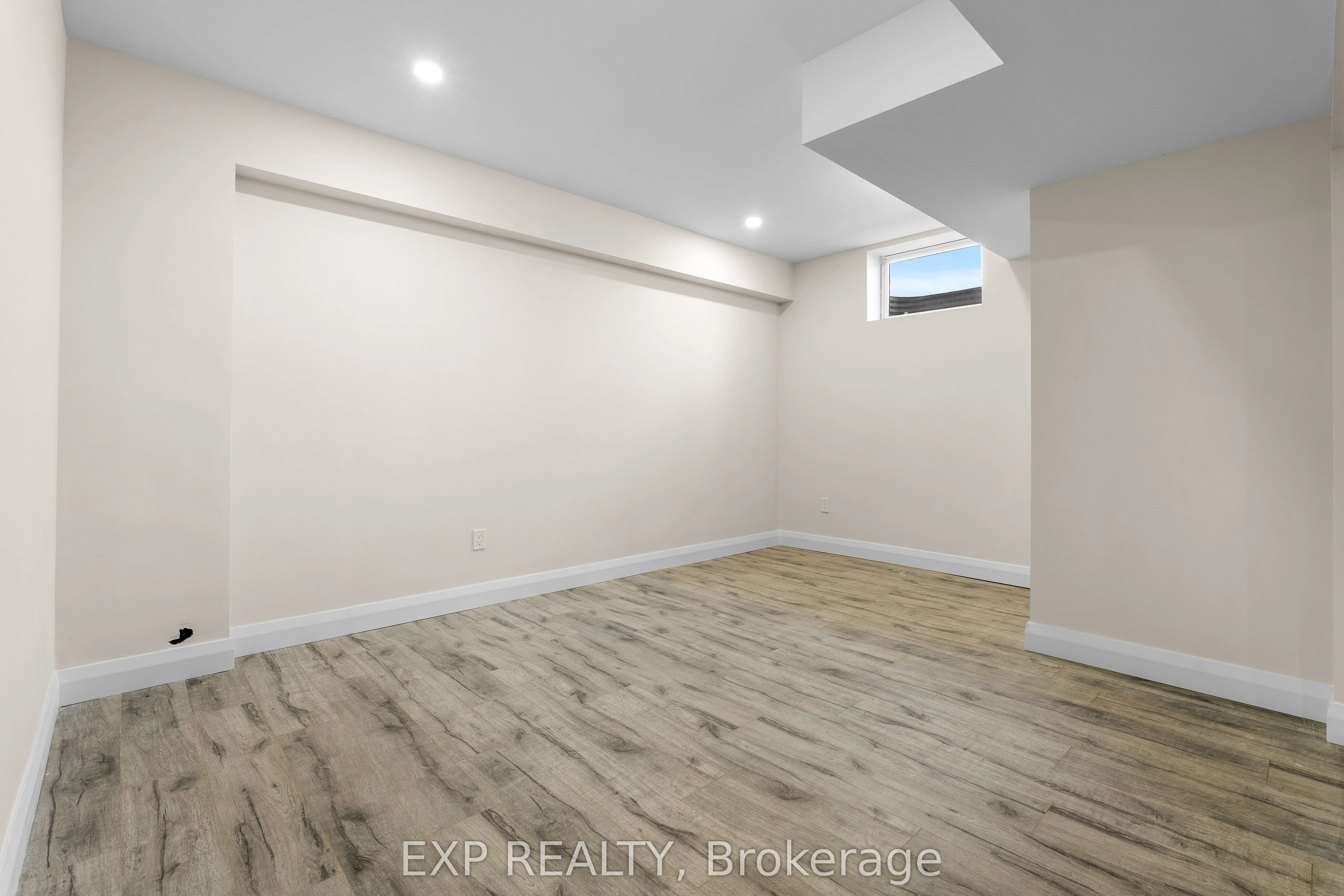 25 Sunview Drive