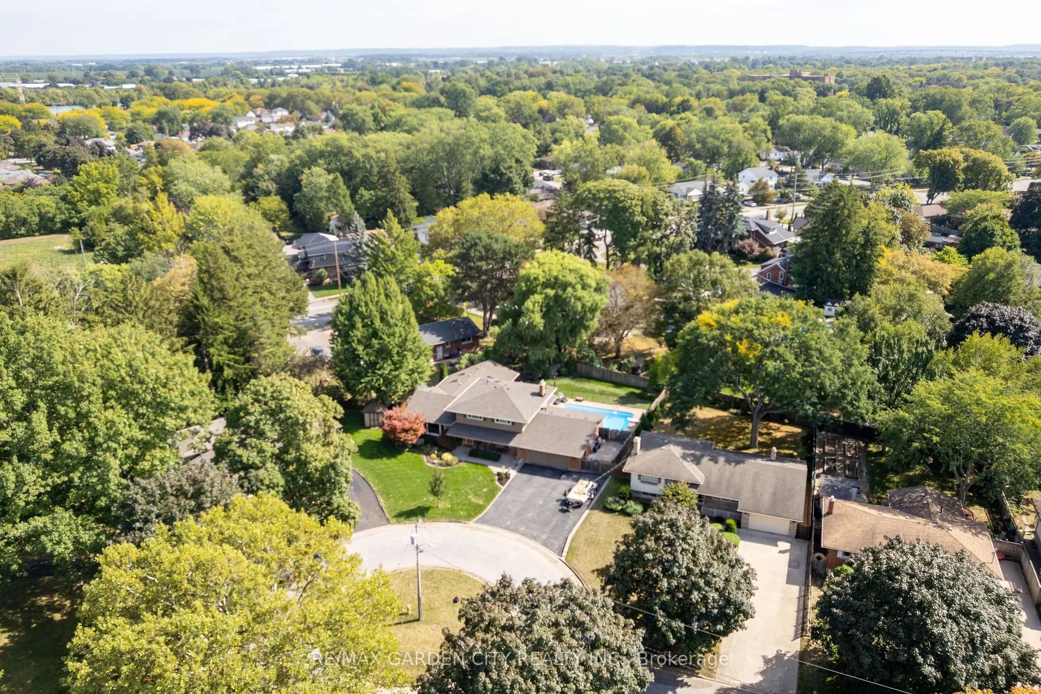 26 Cabot Drive
