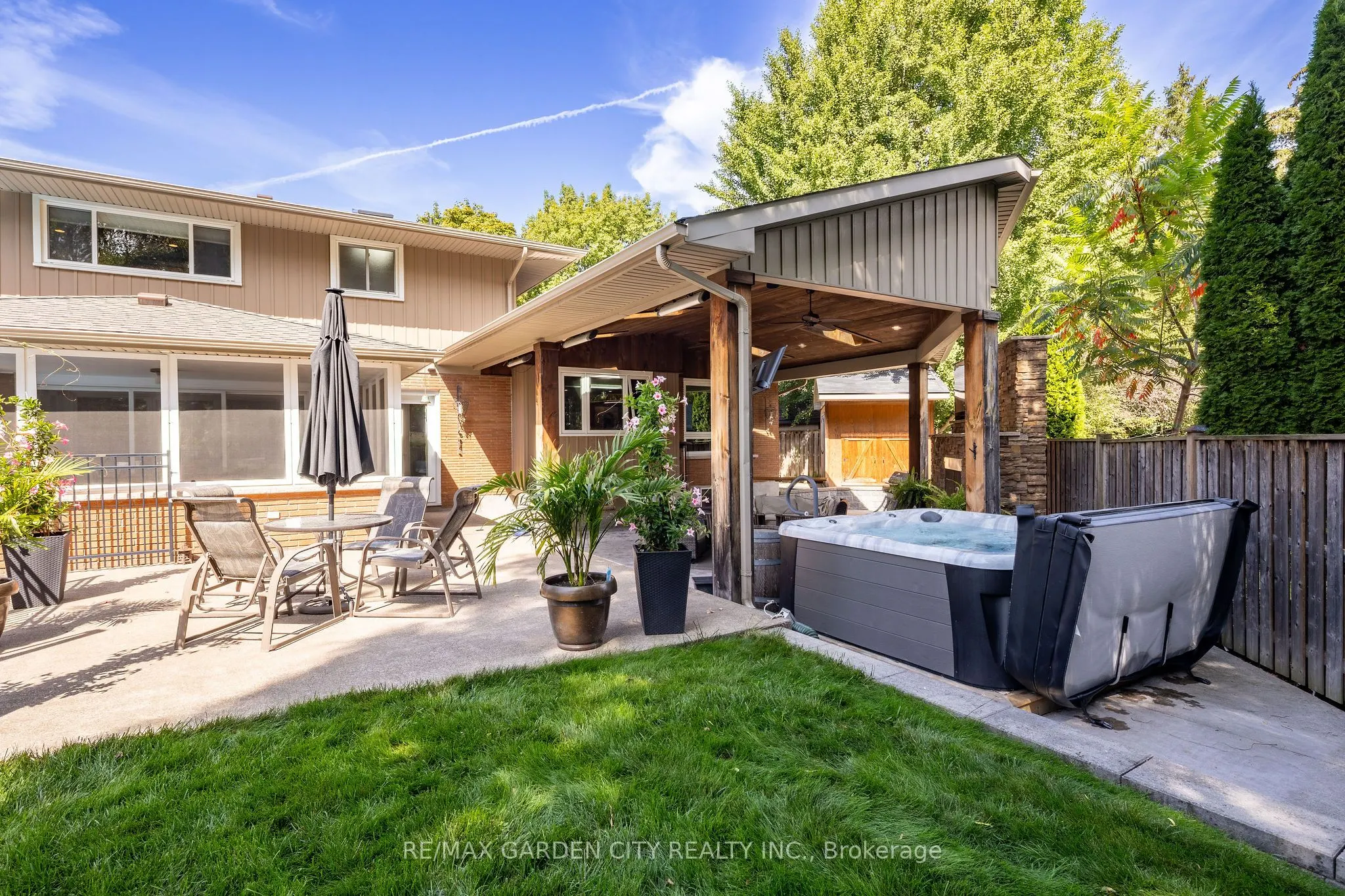 26 Cabot Drive