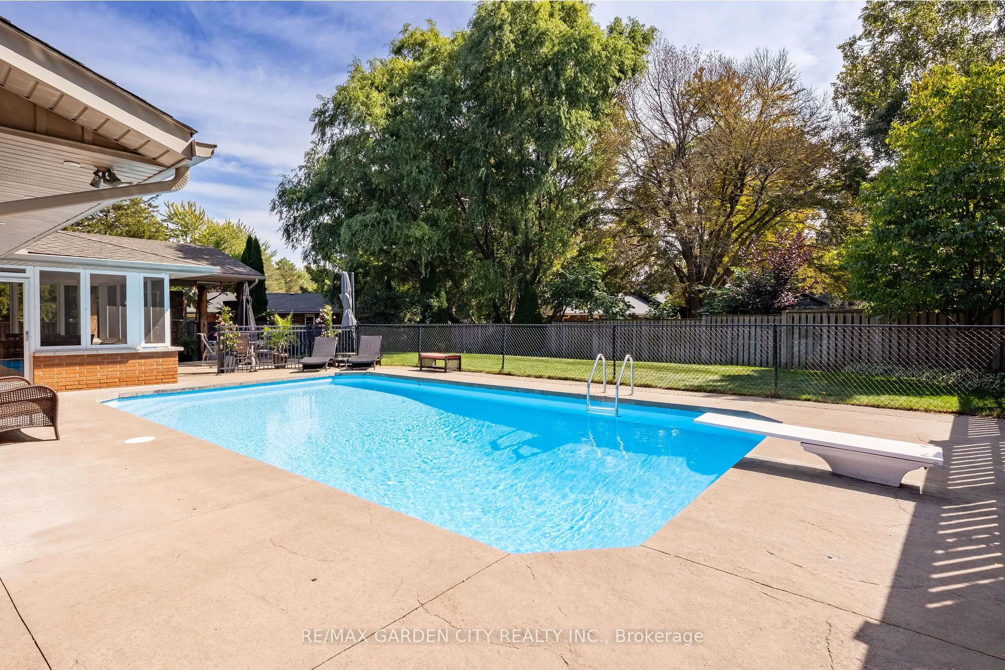 26 Cabot Drive