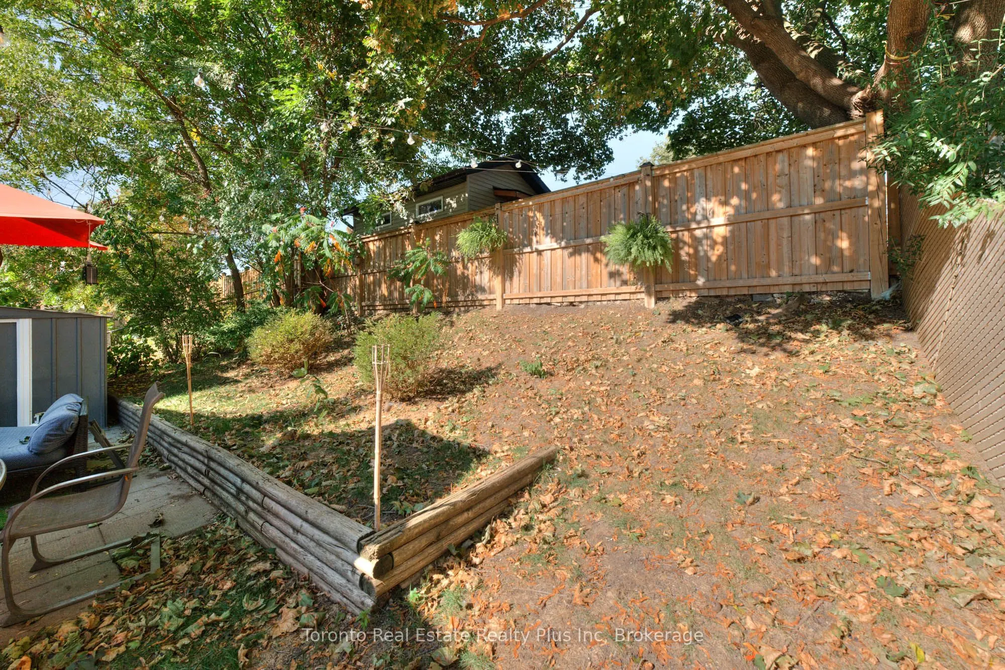 62 Greendale Crescent