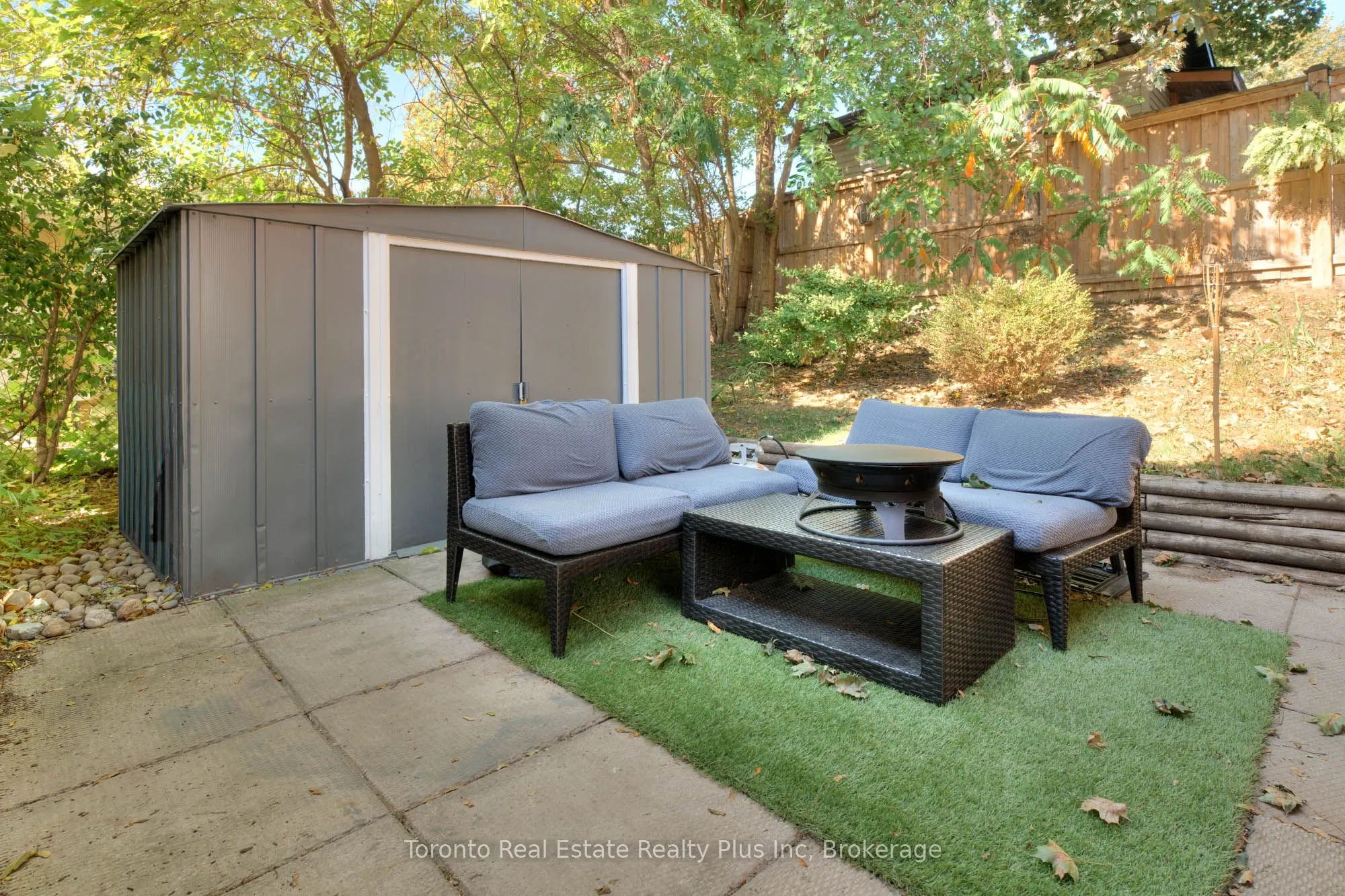 62 Greendale Crescent