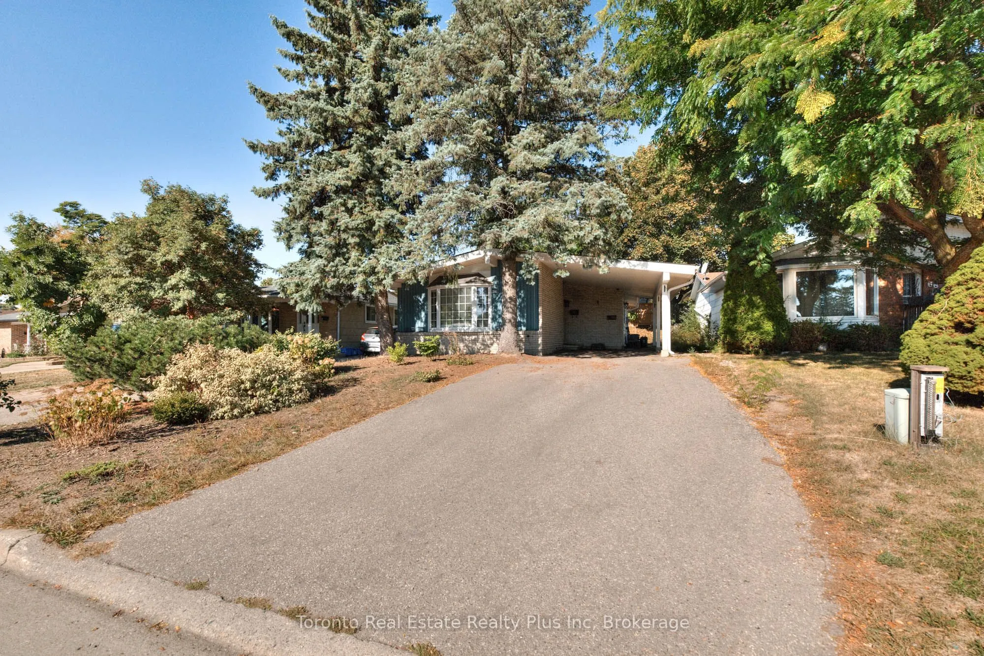 62 Greendale Crescent