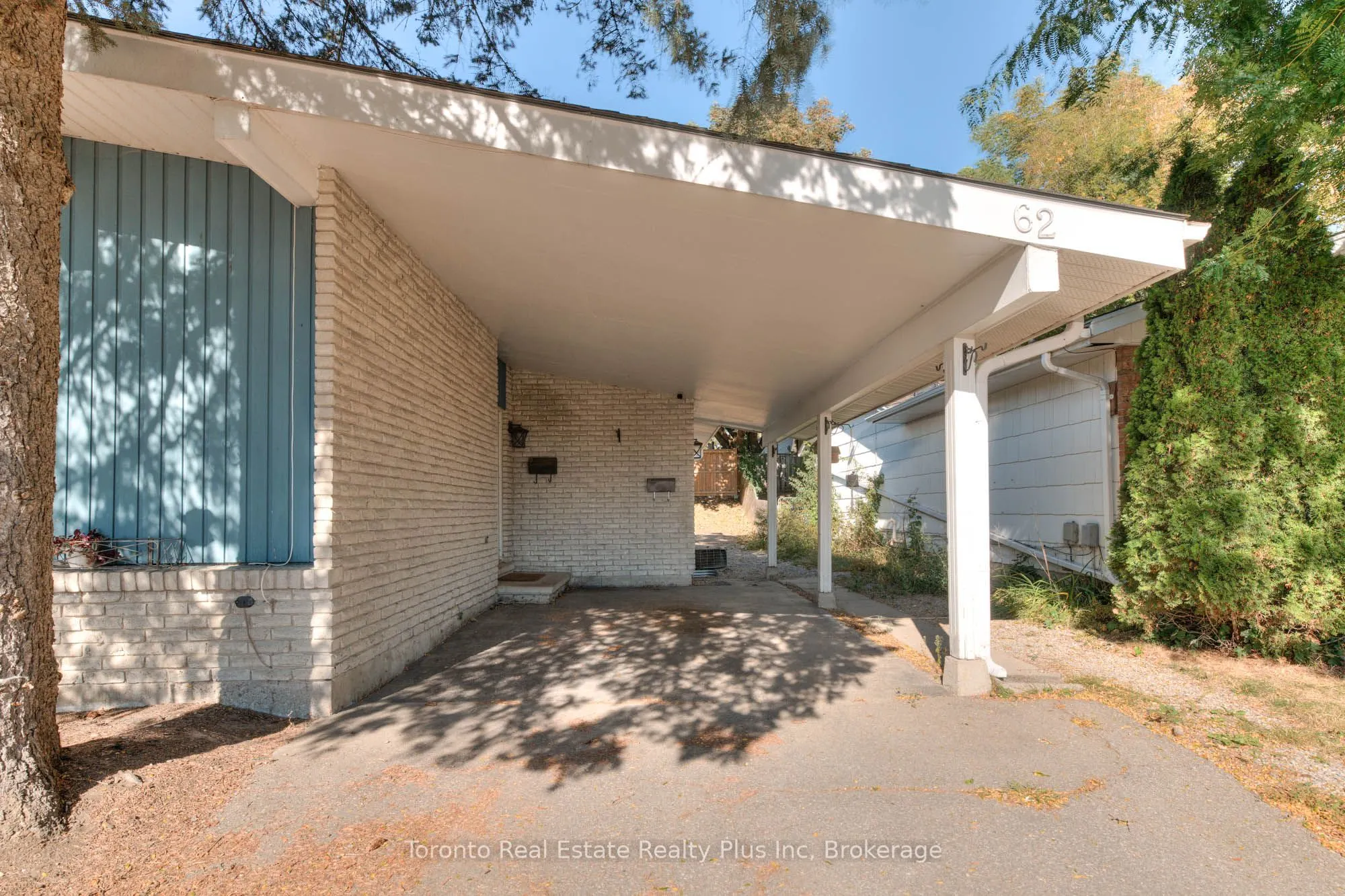 62 Greendale Crescent