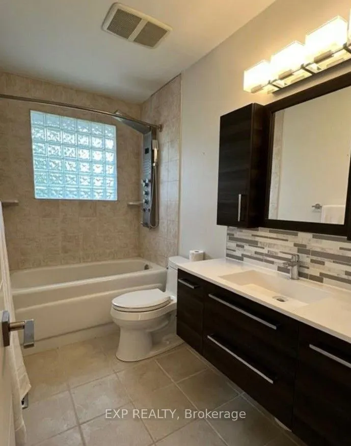 213 Northlake Drive