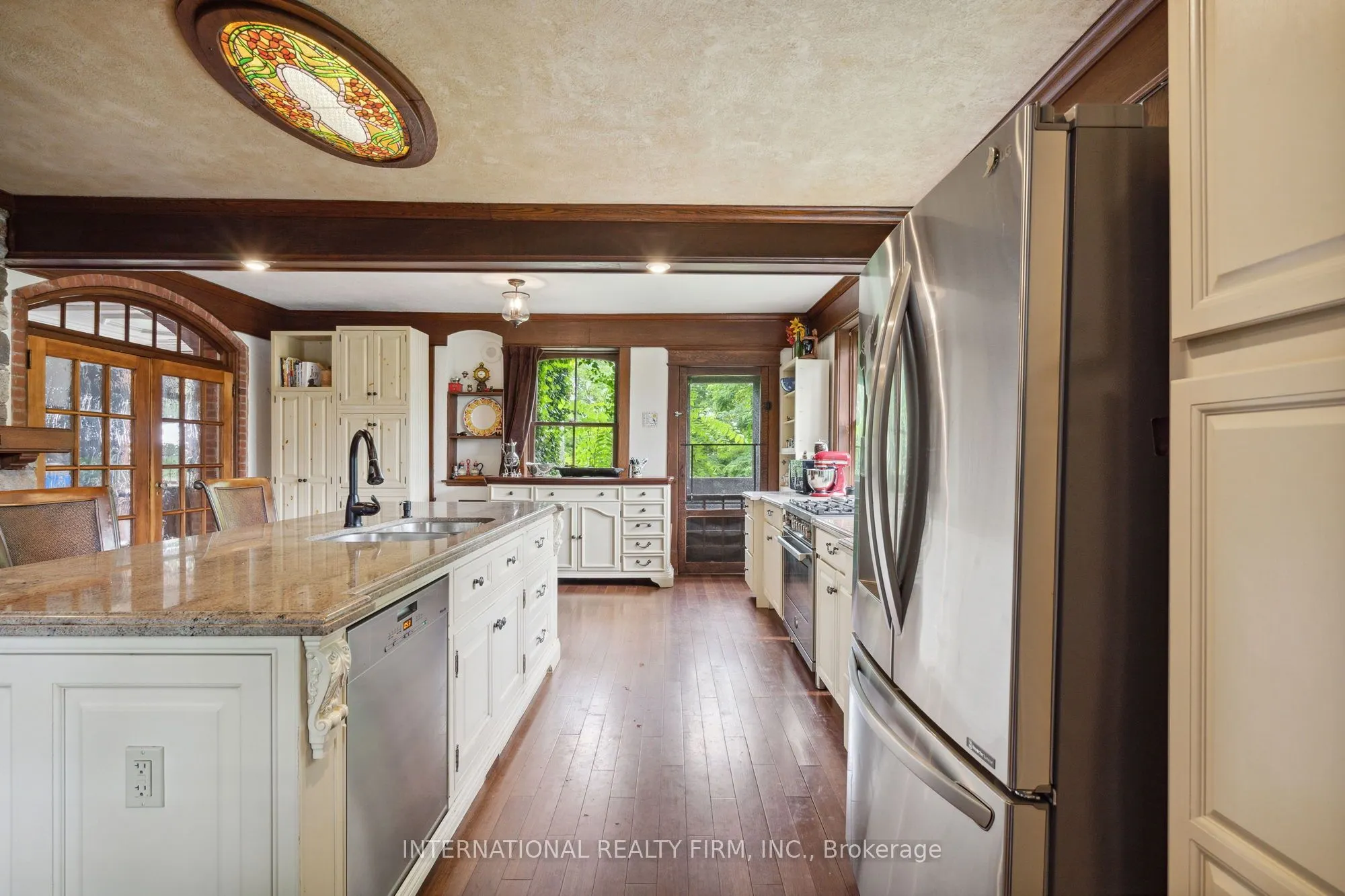 255 Delacourt Road