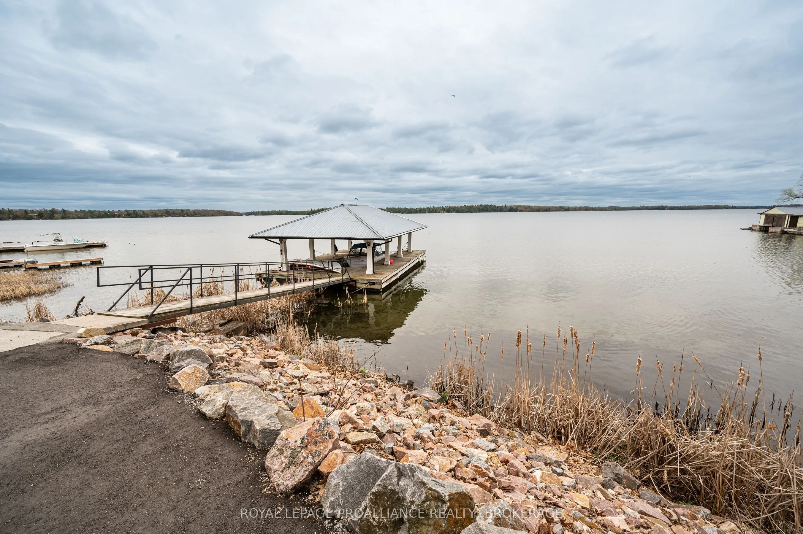 146 River Road