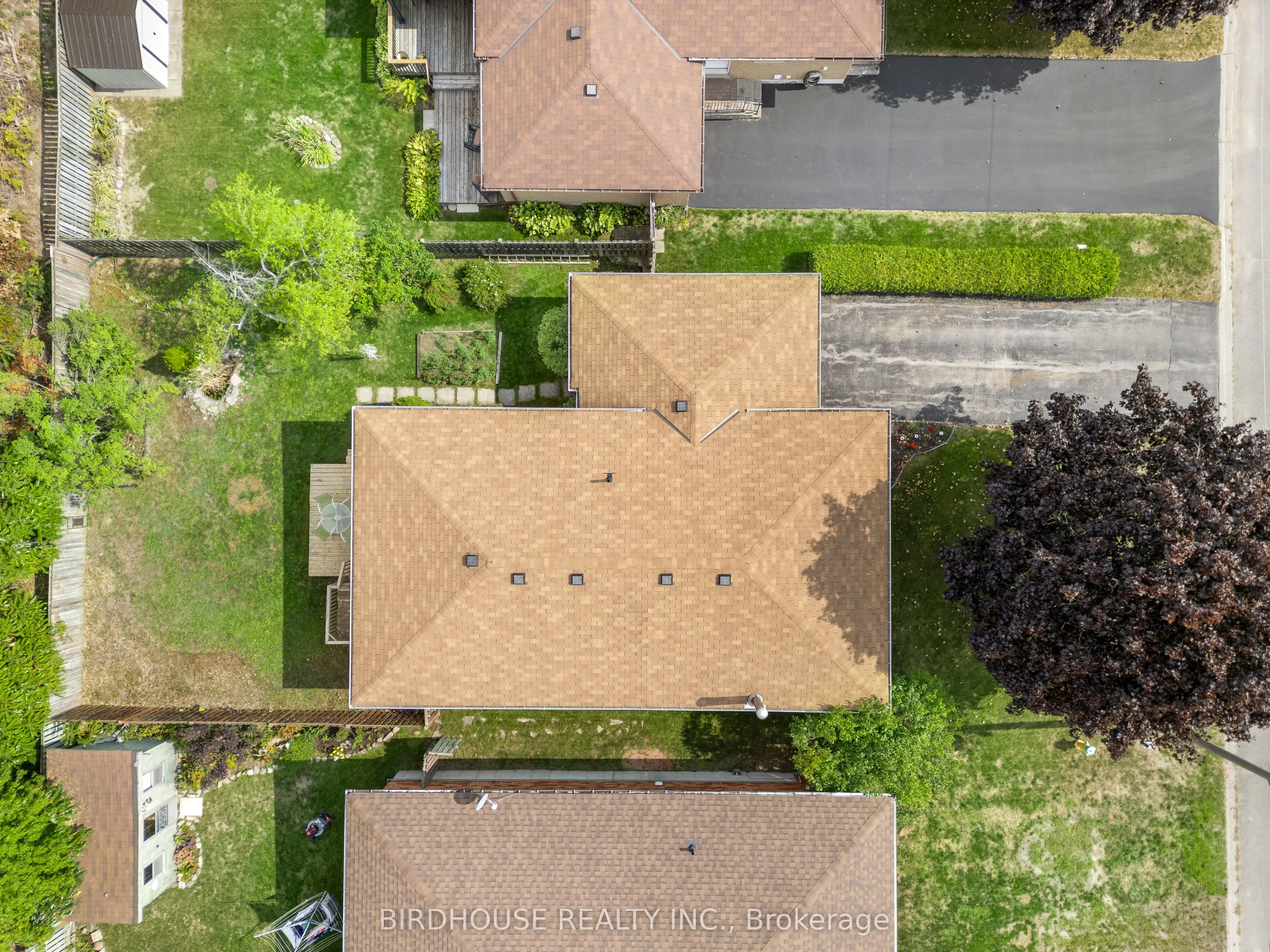 22 Madill Crescent