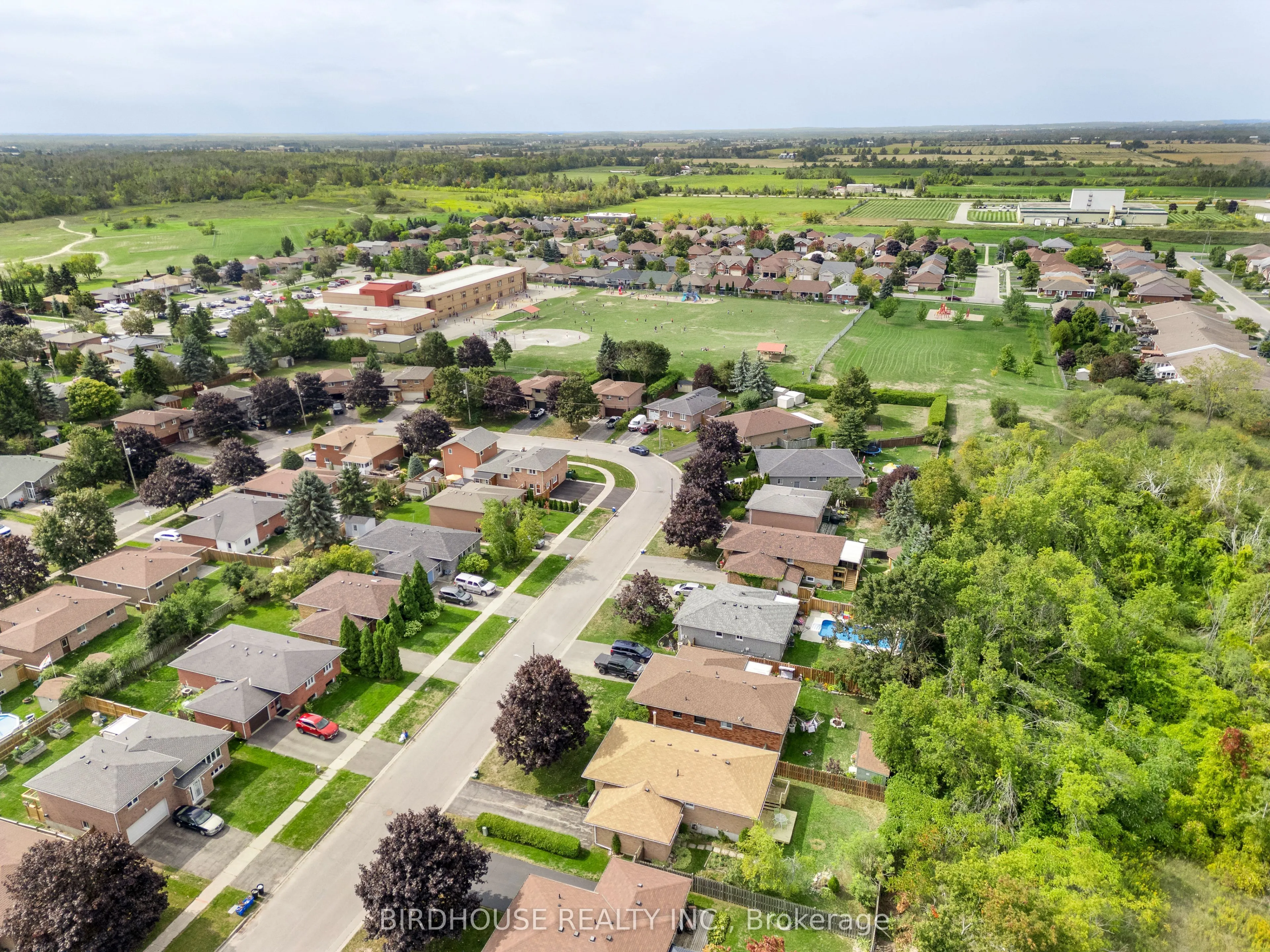 22 Madill Crescent