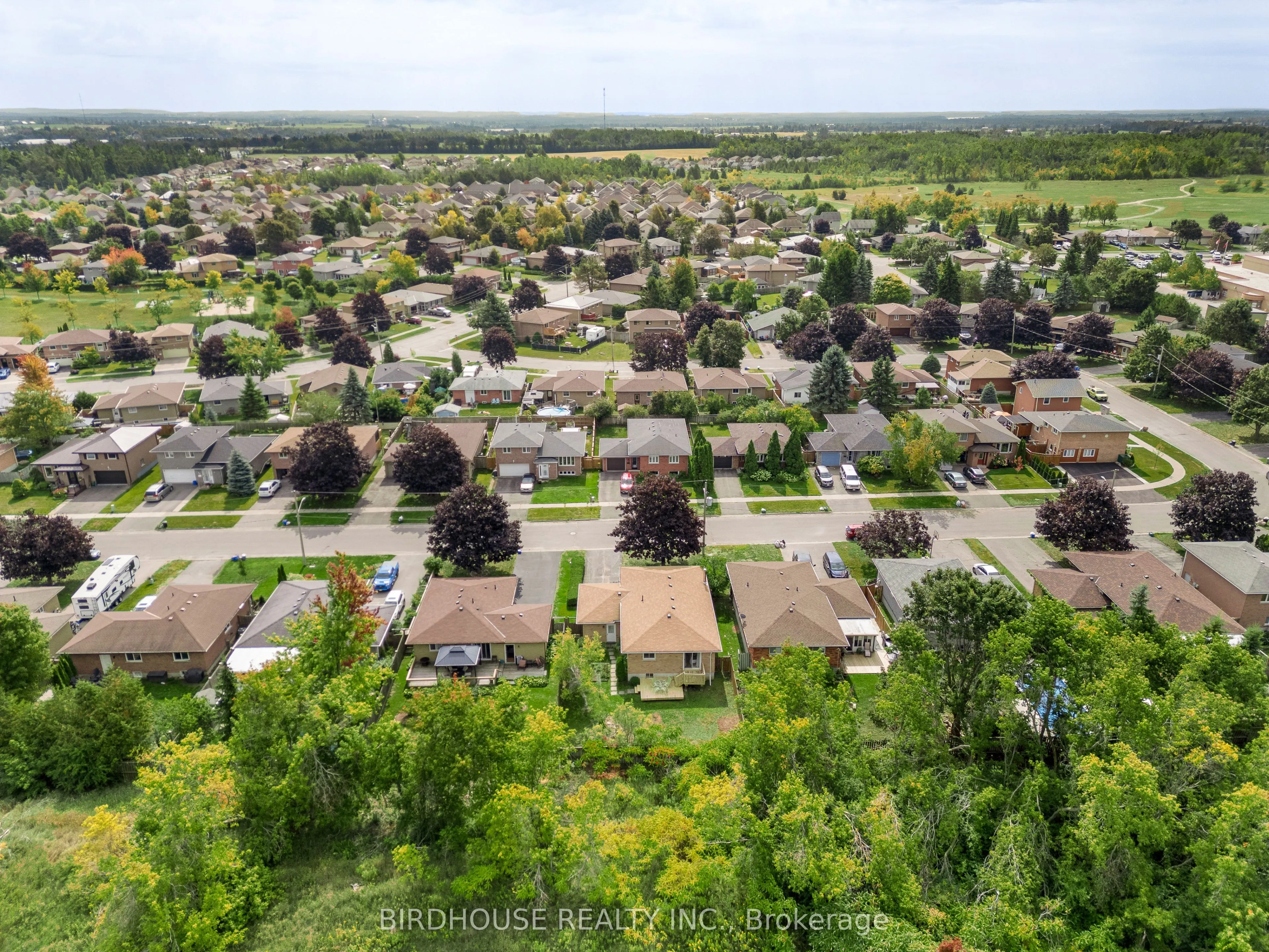 22 Madill Crescent