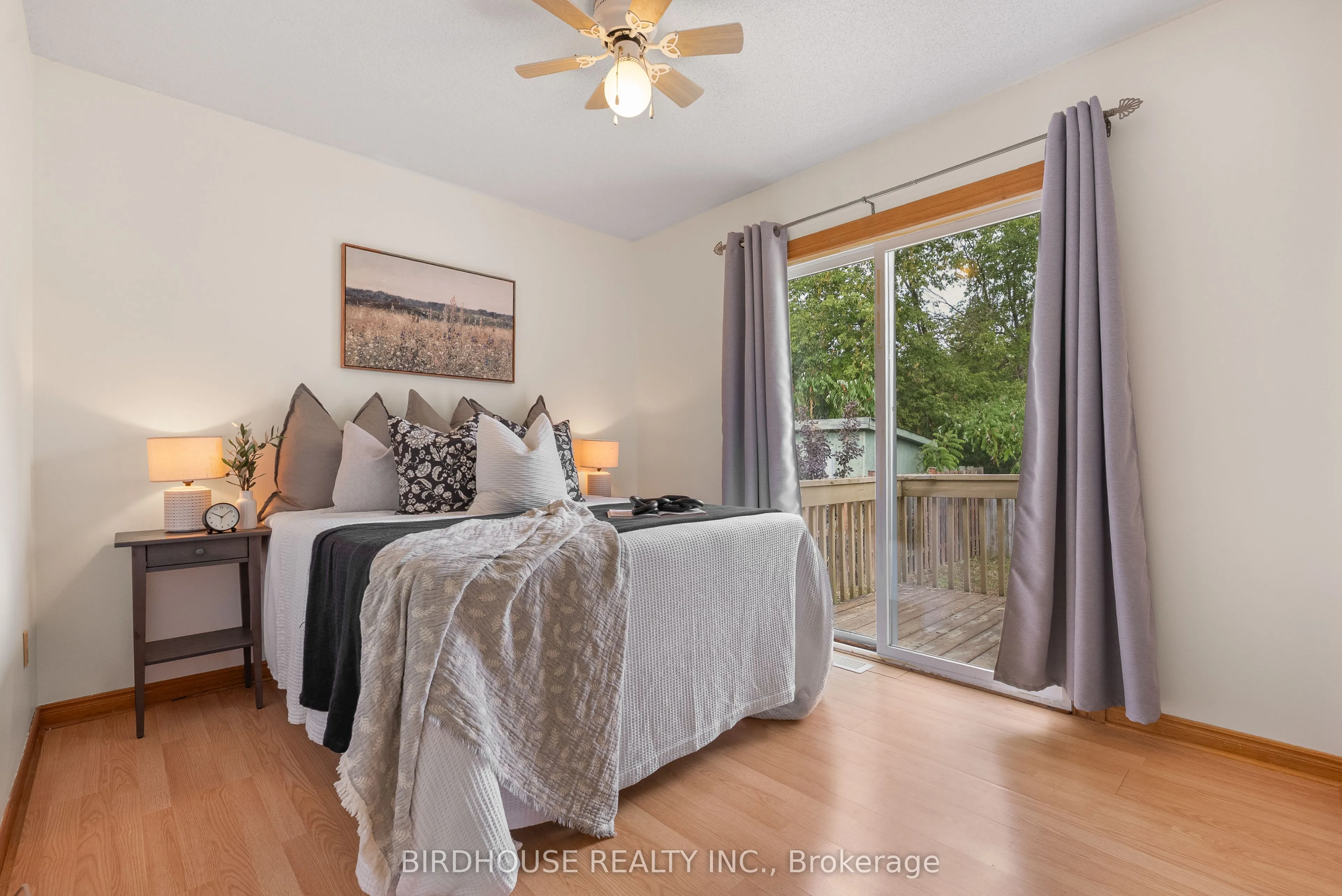 22 Madill Crescent