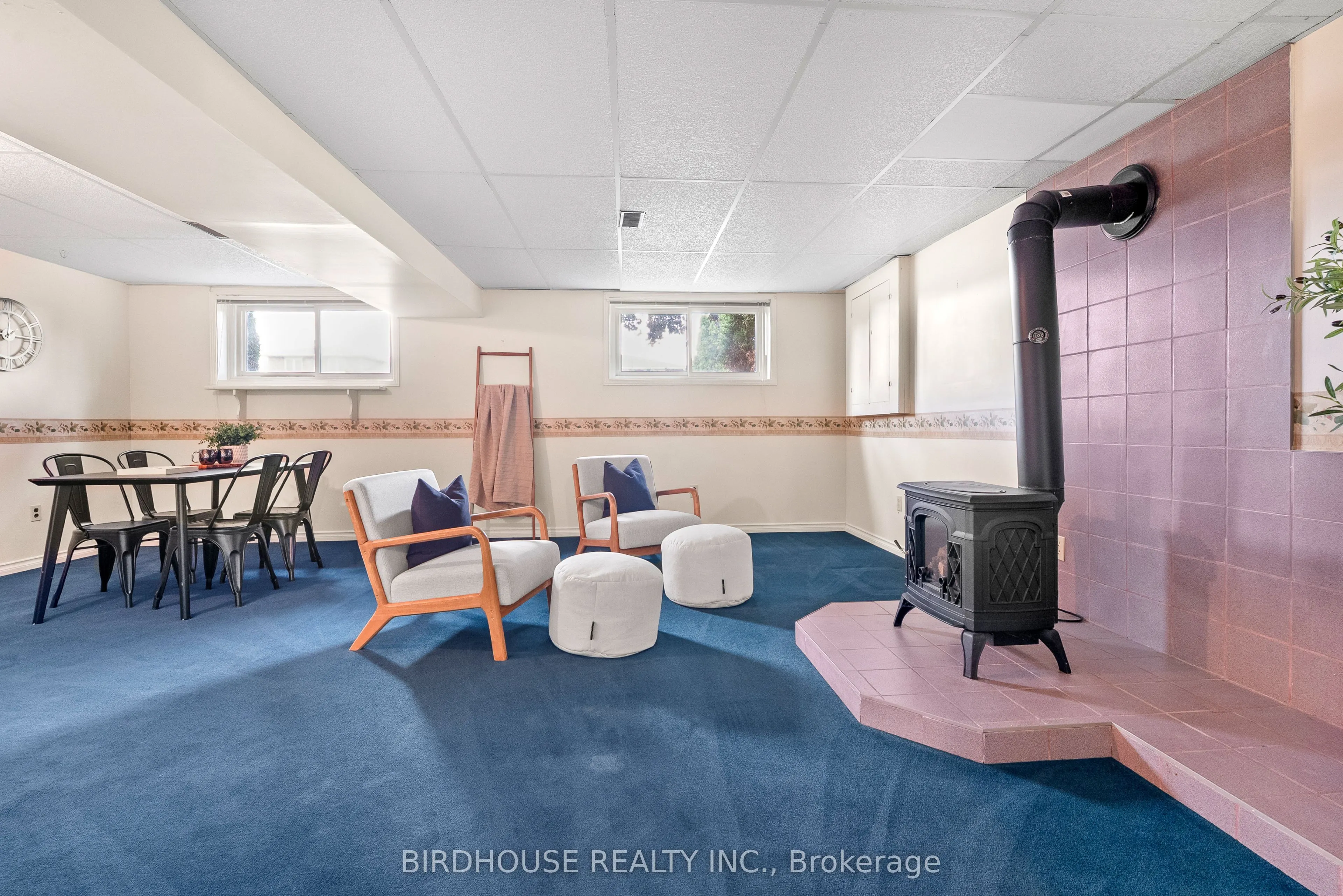 22 Madill Crescent